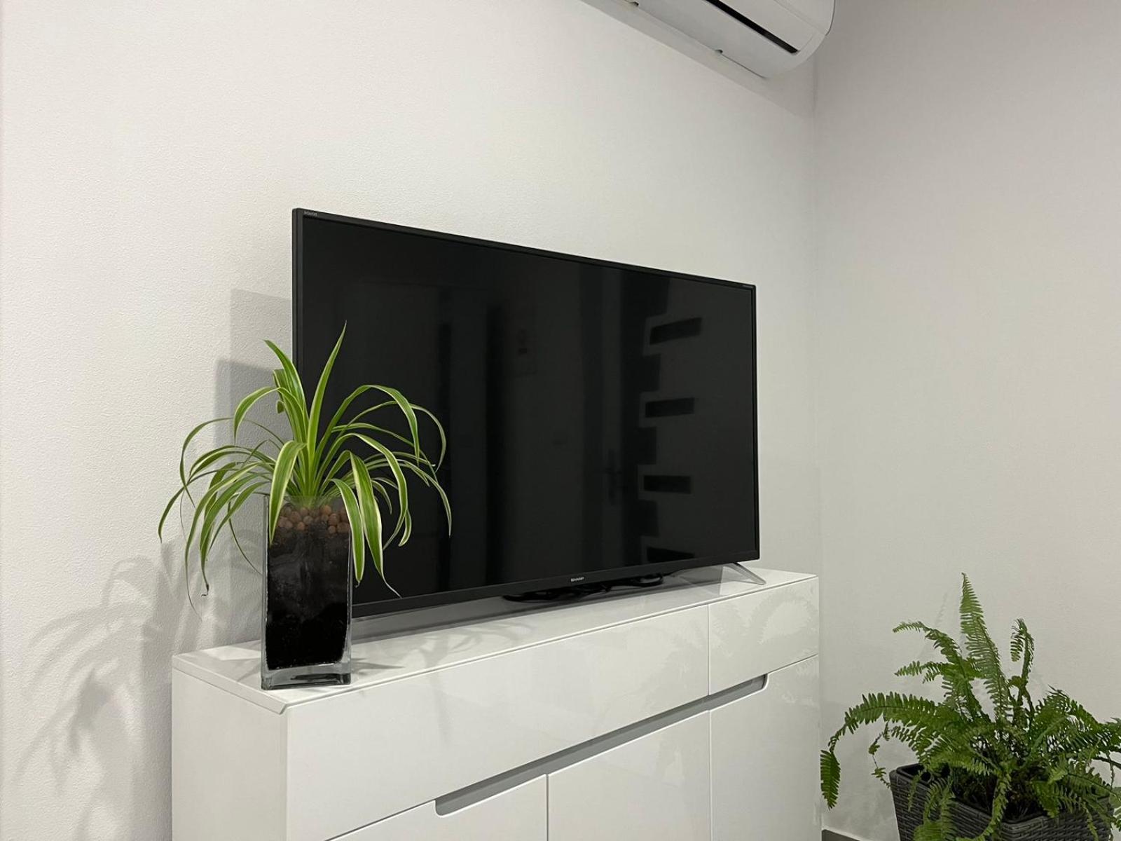 Studio apartman Fjaka