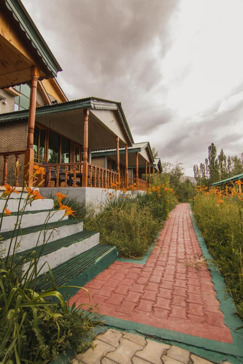 Rangyul Resort