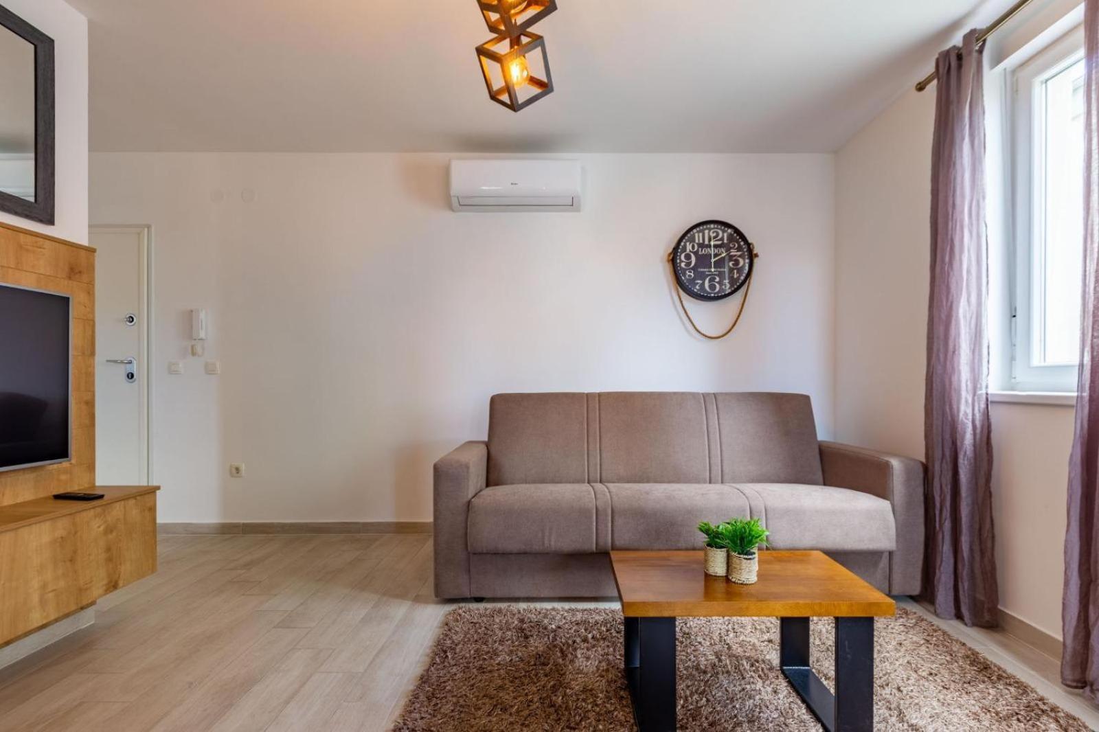 Apartmants Neli