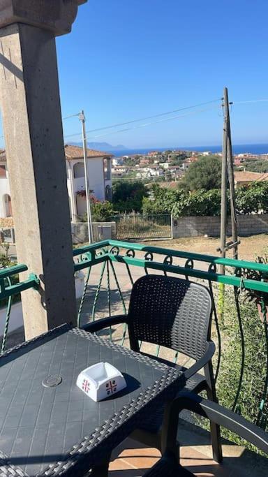 Casa Costanza, bilocale con terrazza vista mare view 4