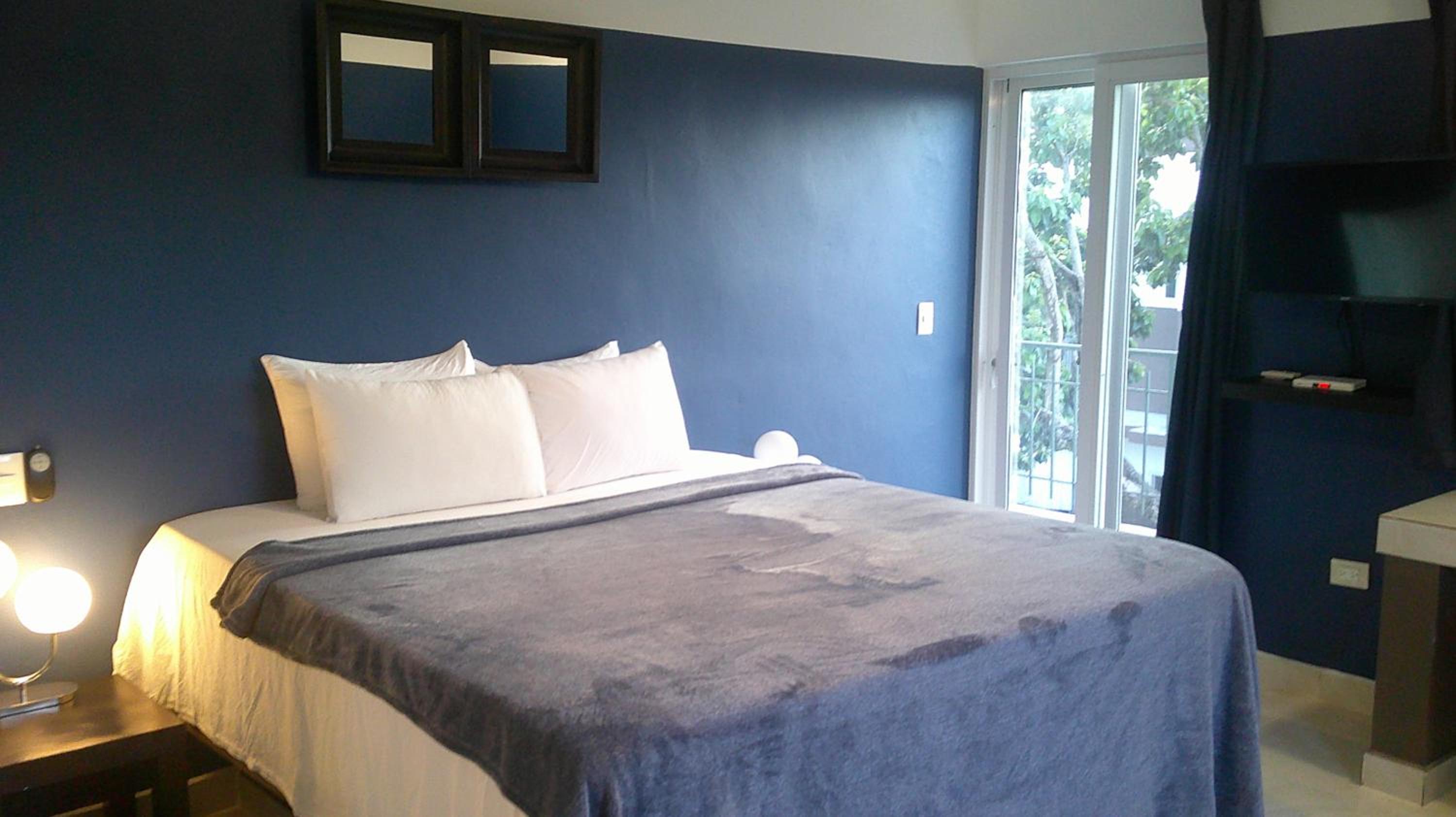 E&J Boutique Residences