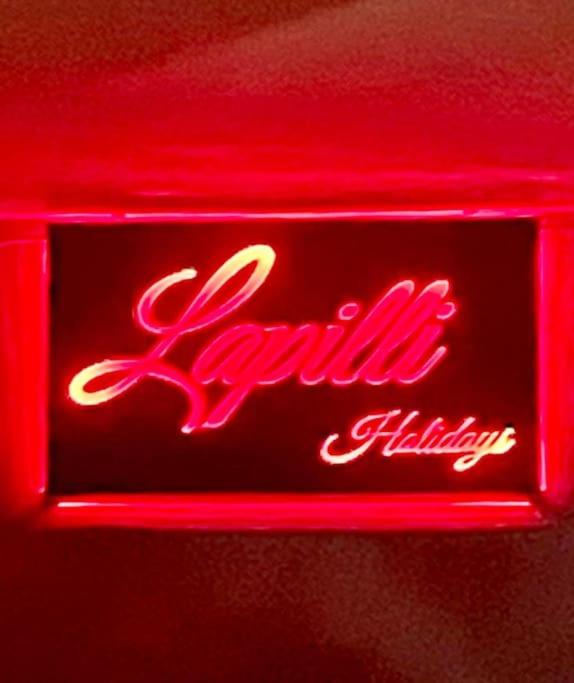 LAPILLI Holidays