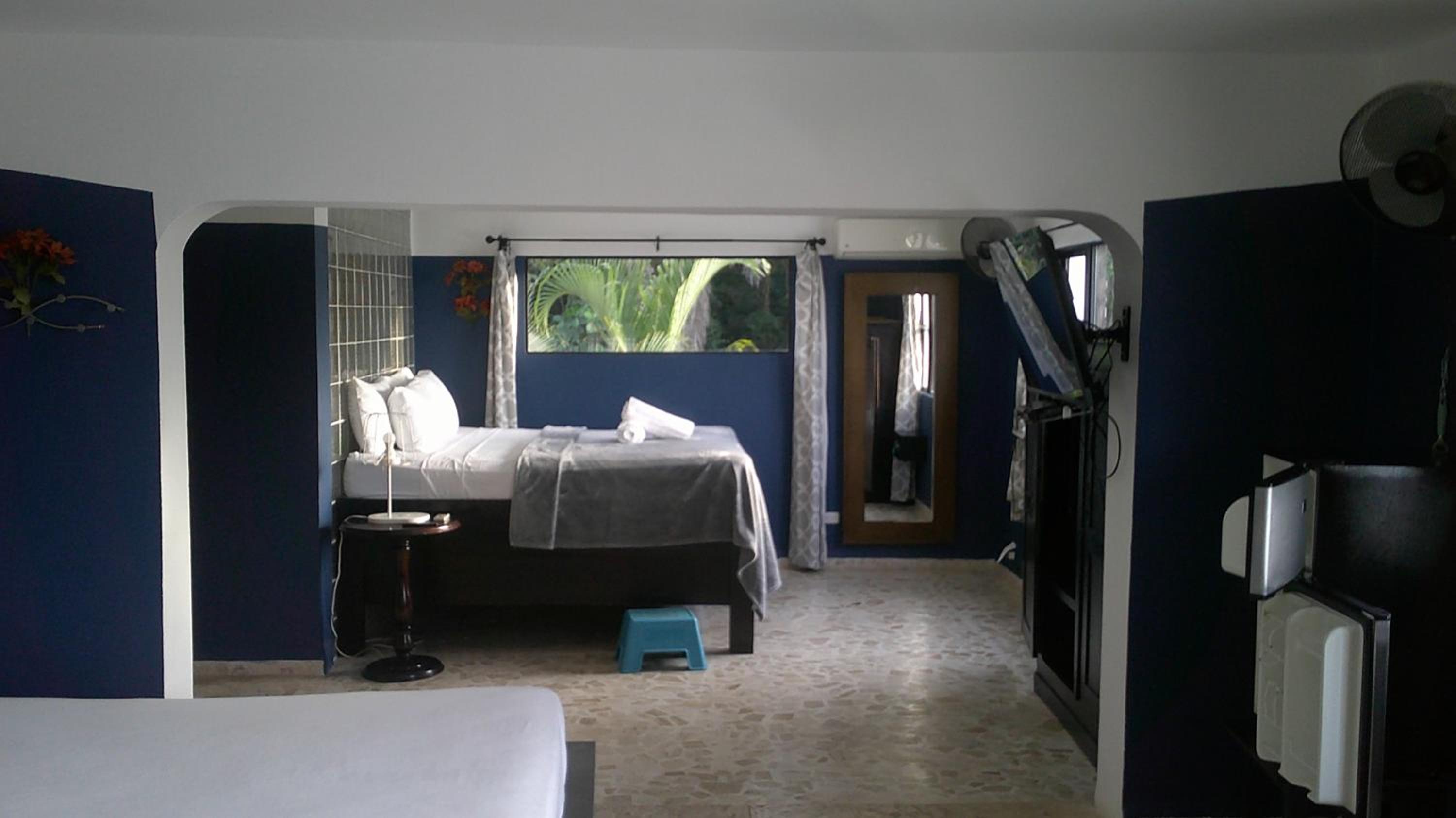 E&J Boutique Residences