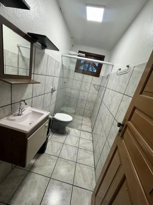 Casa com garagem Ilha dos Ayres