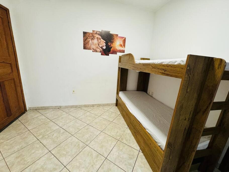 Casa com garagem Ilha dos Ayres