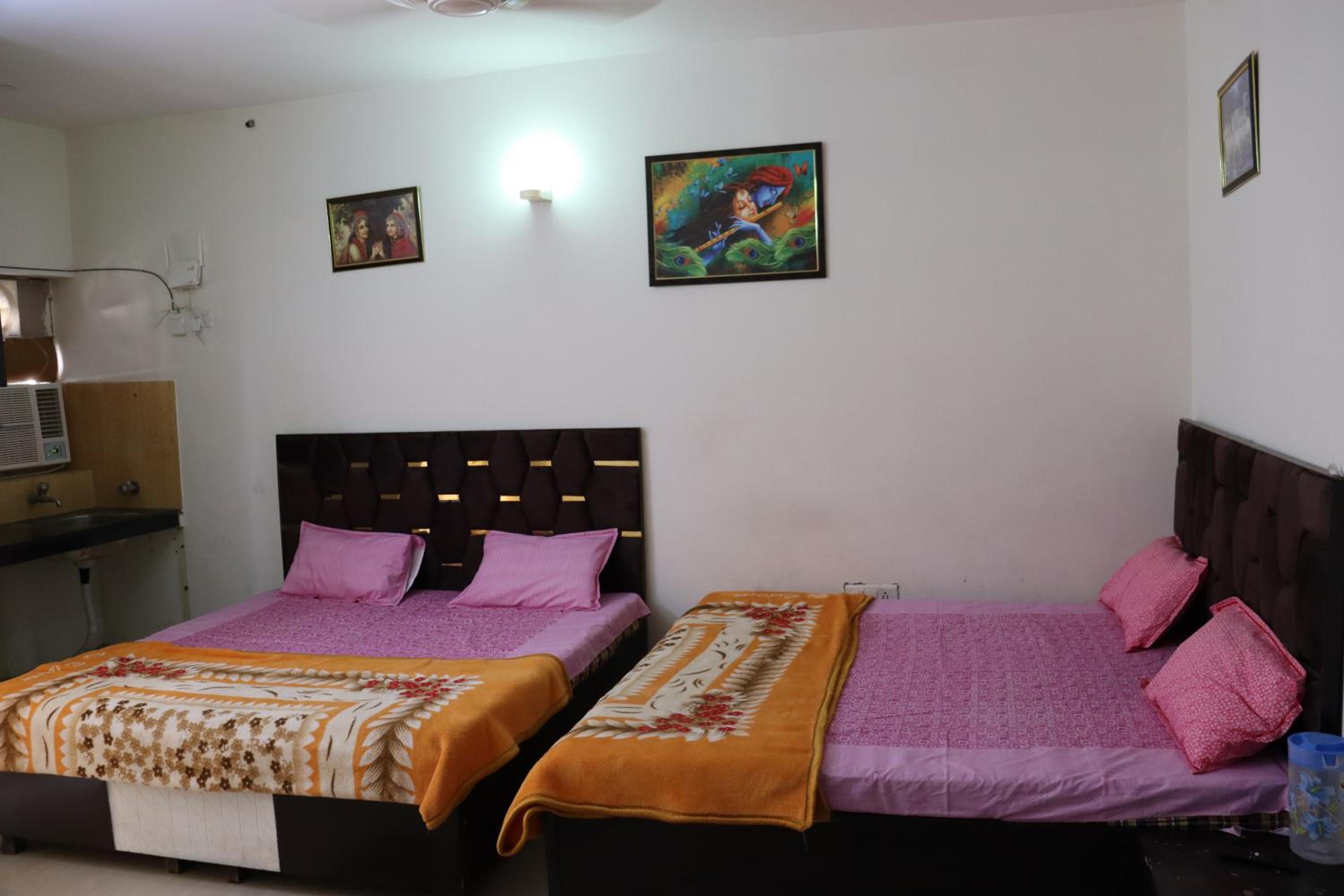 Omexe Krishna palace