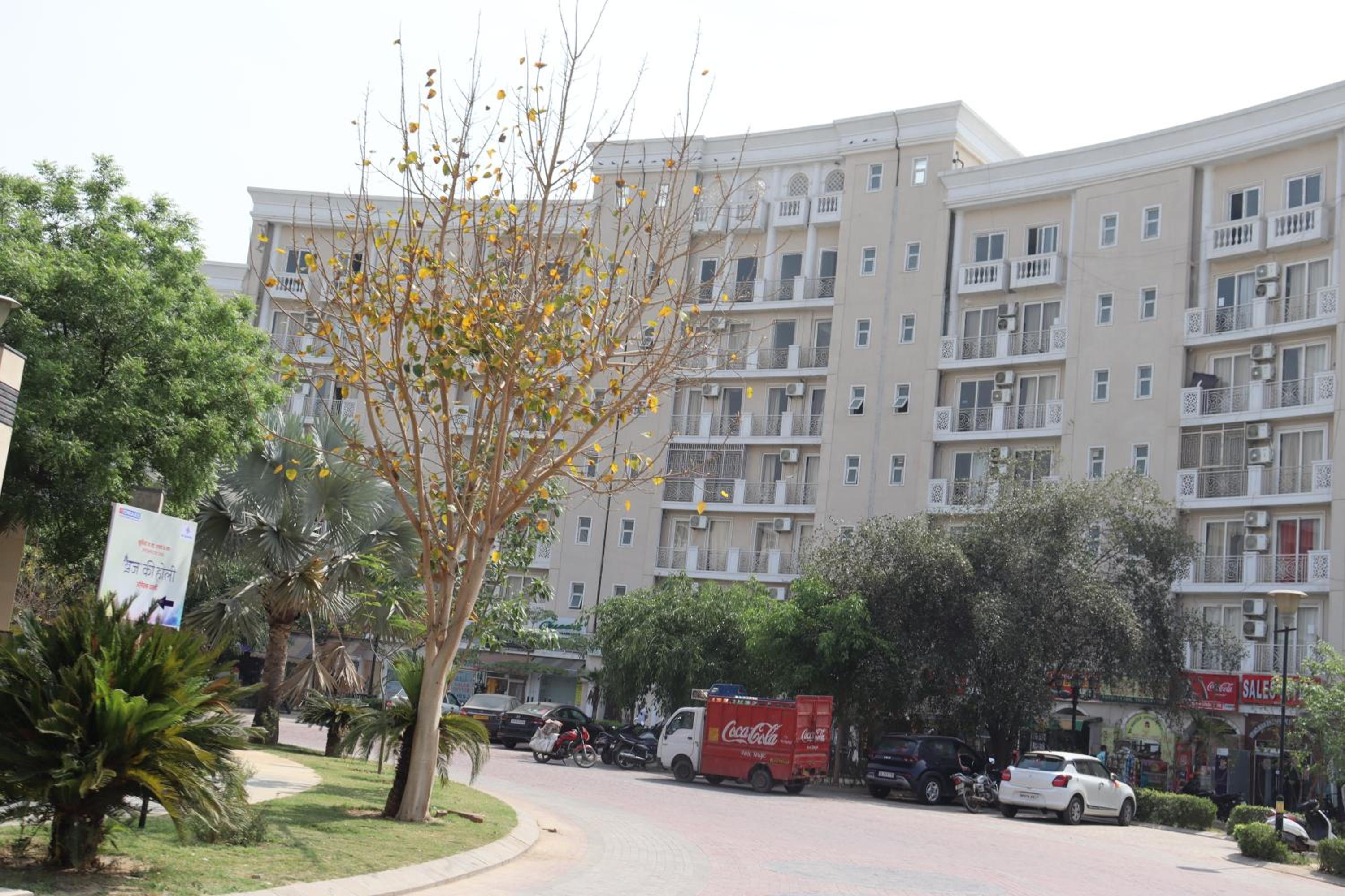 Omexe Krishna palace