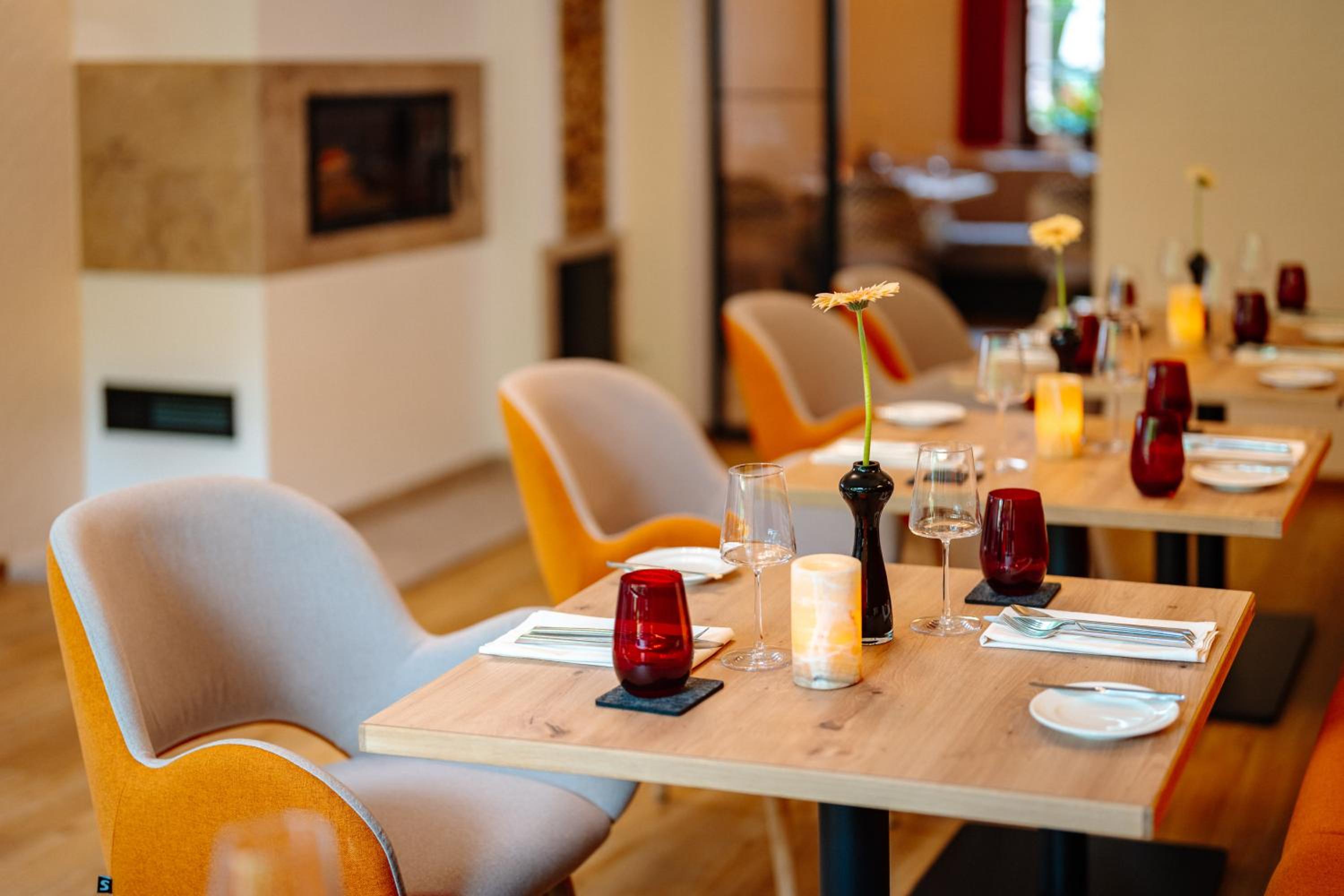 Hotel & Restaurant Lengefelder Warte