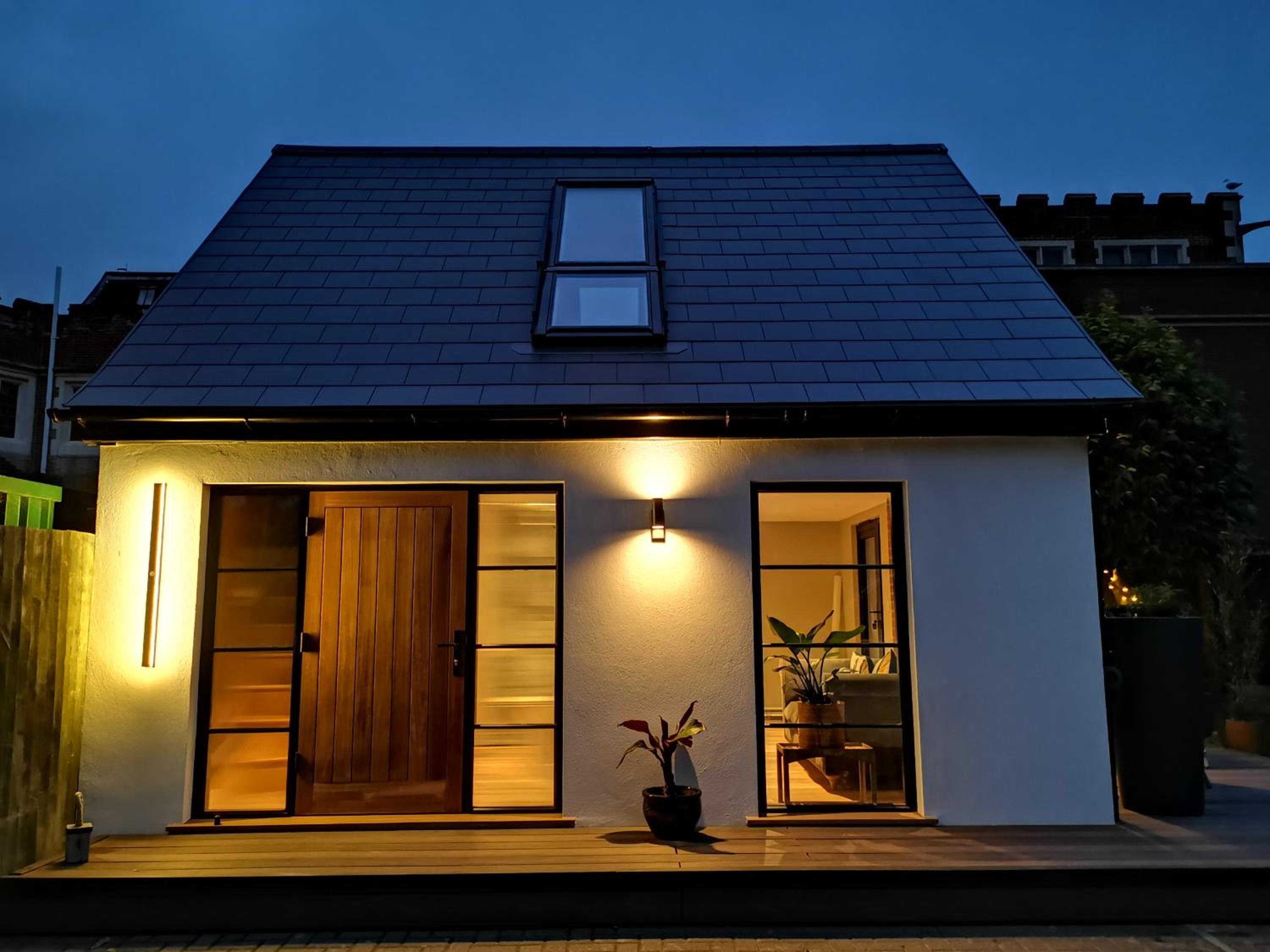 Hastings Casita, 'little house' self contained garden lodge, close to town and seafront