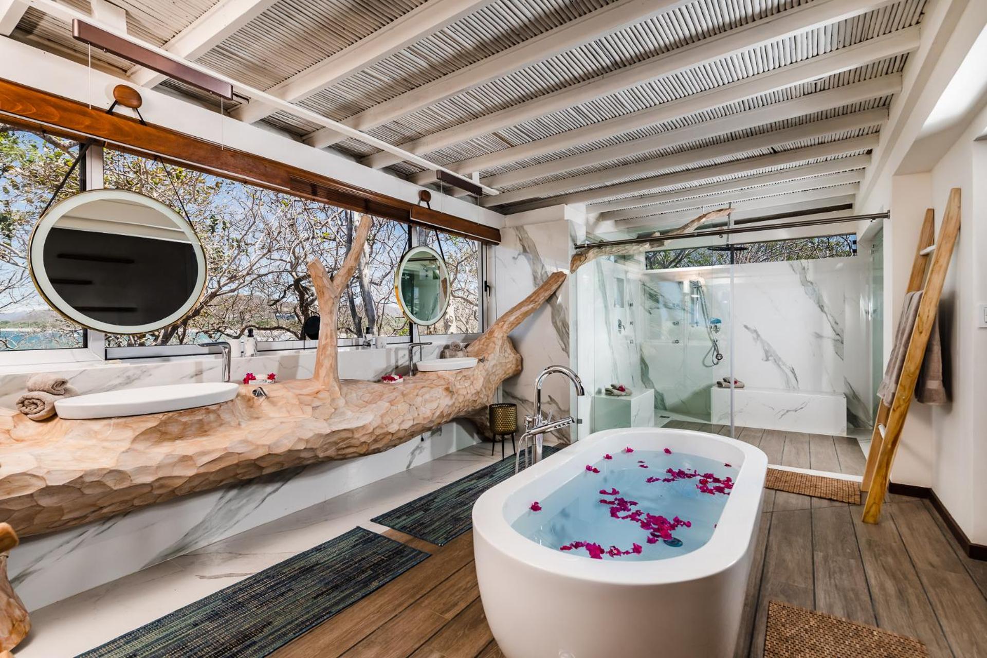 The Point Luxury Villa, Tamarindo