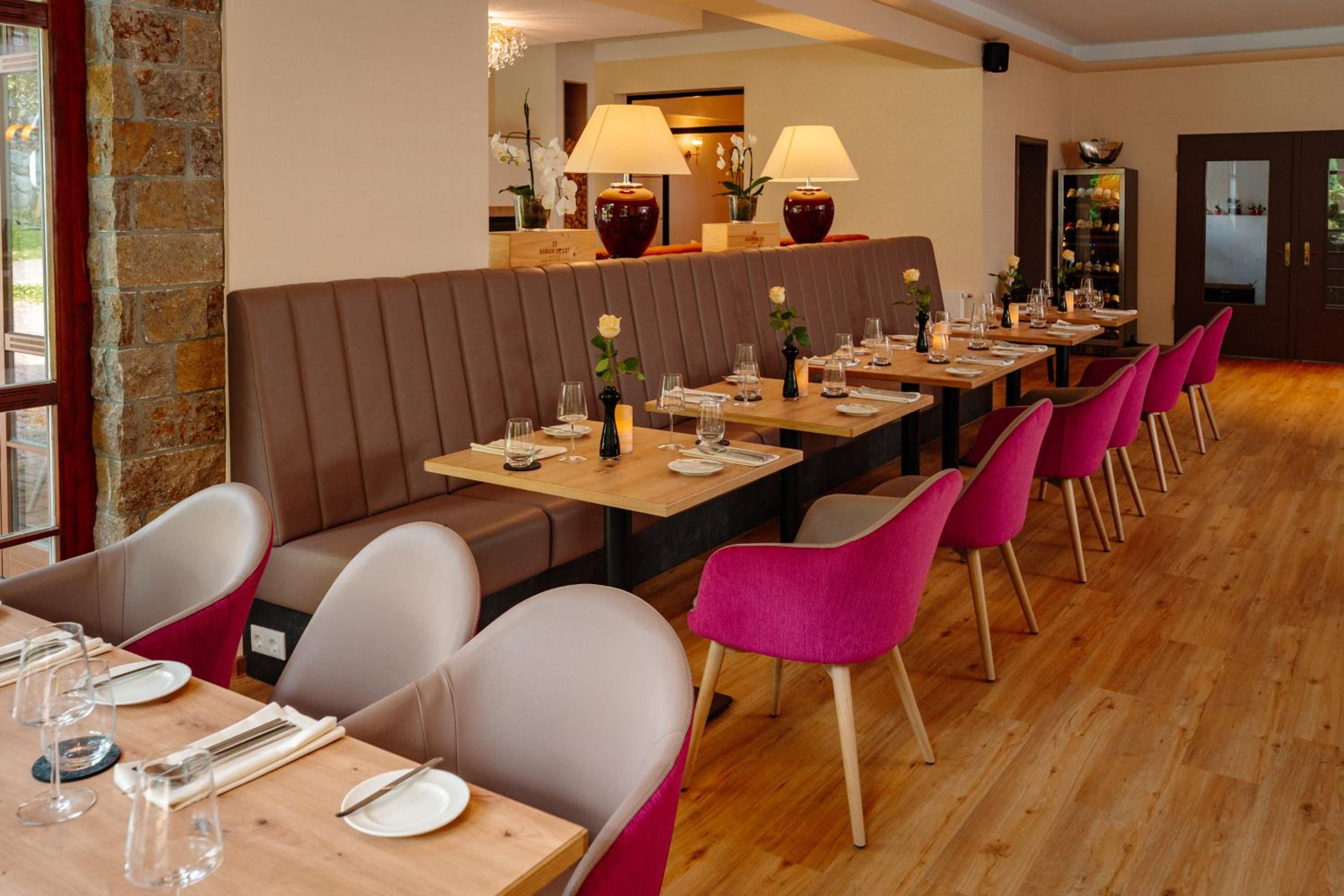 Hotel & Restaurant Lengefelder Warte