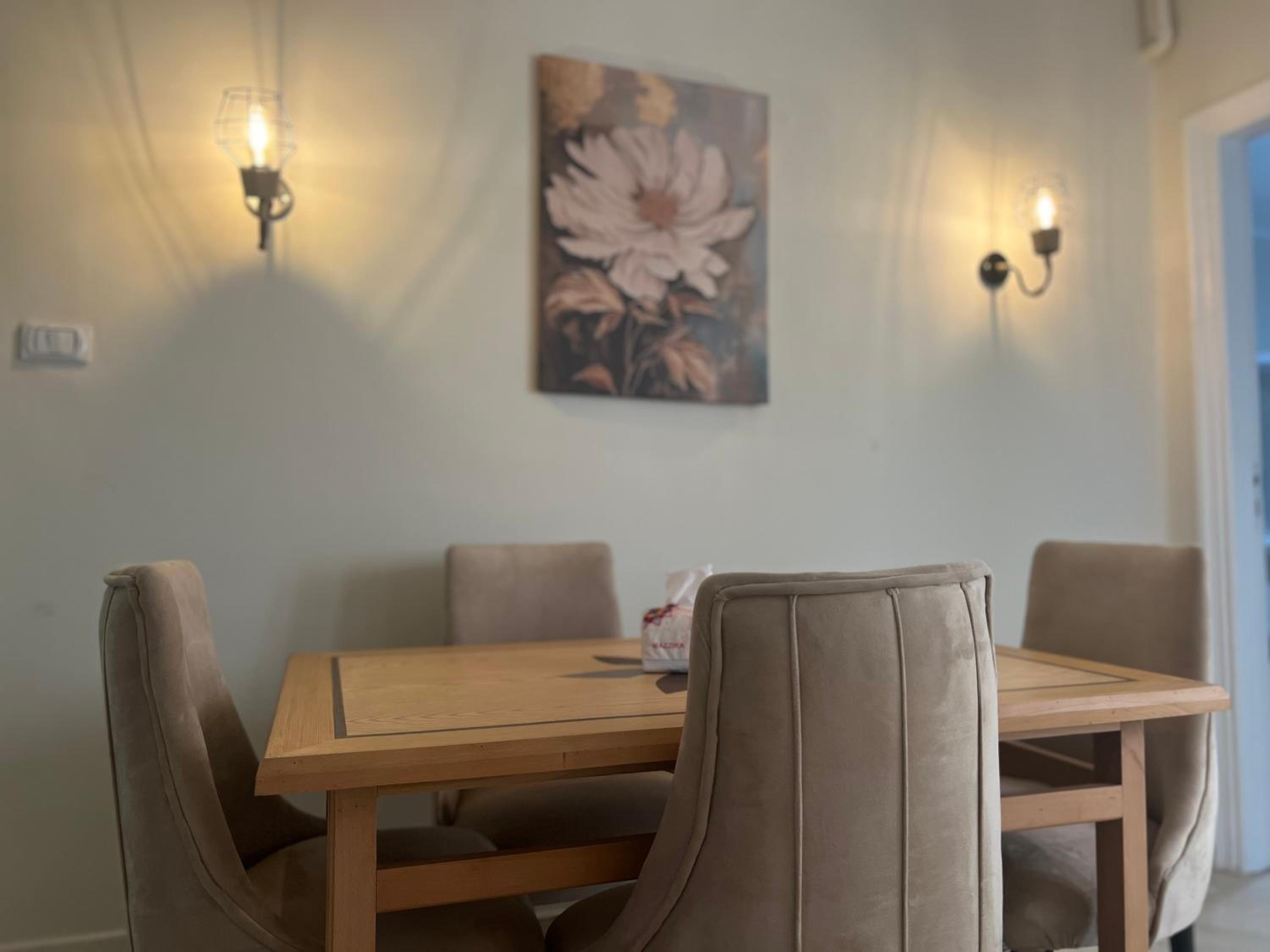 2 Bedroom Minutes Away From Nile Y3