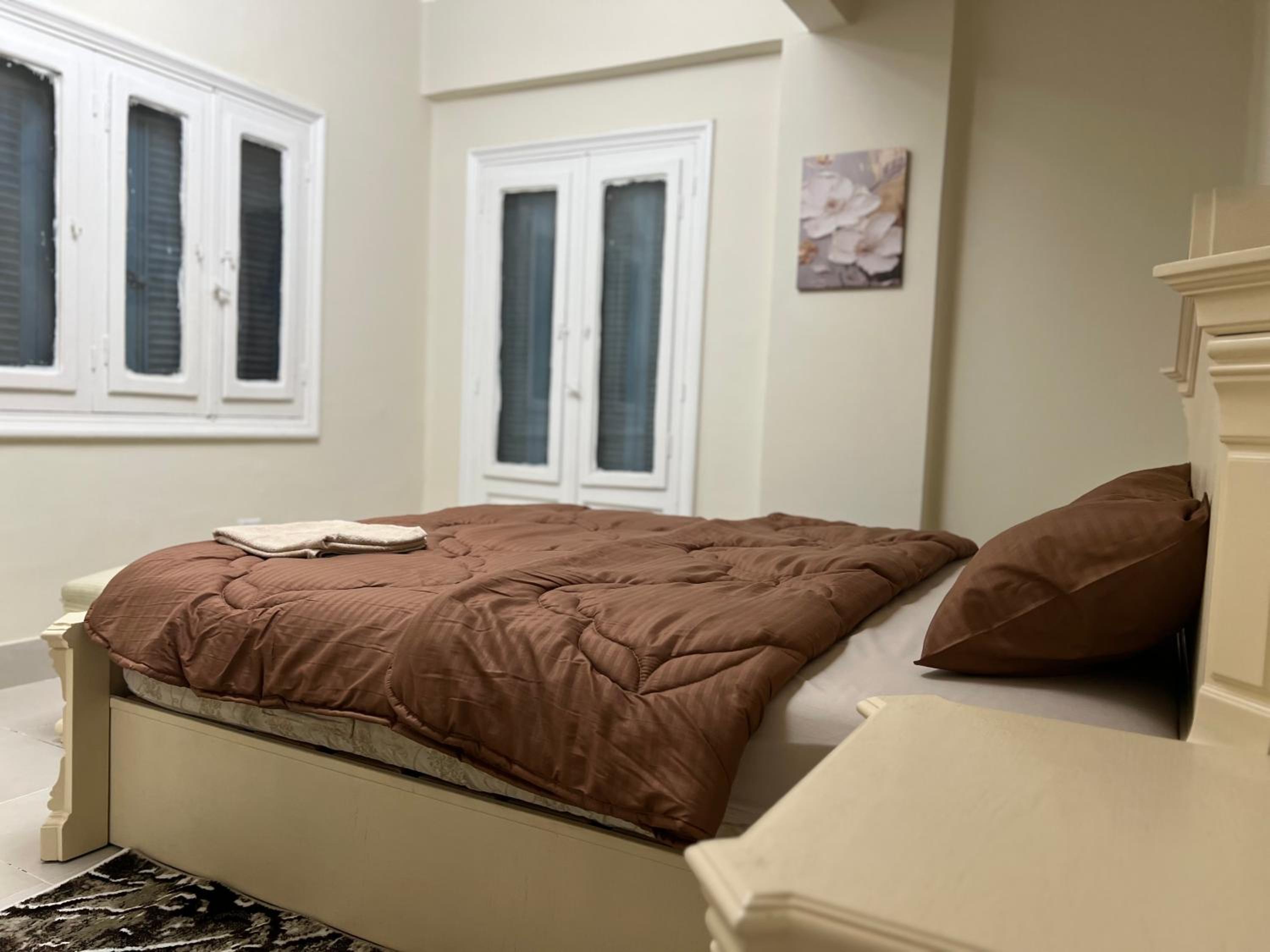 2 Bedroom Minutes Away From Nile Y3