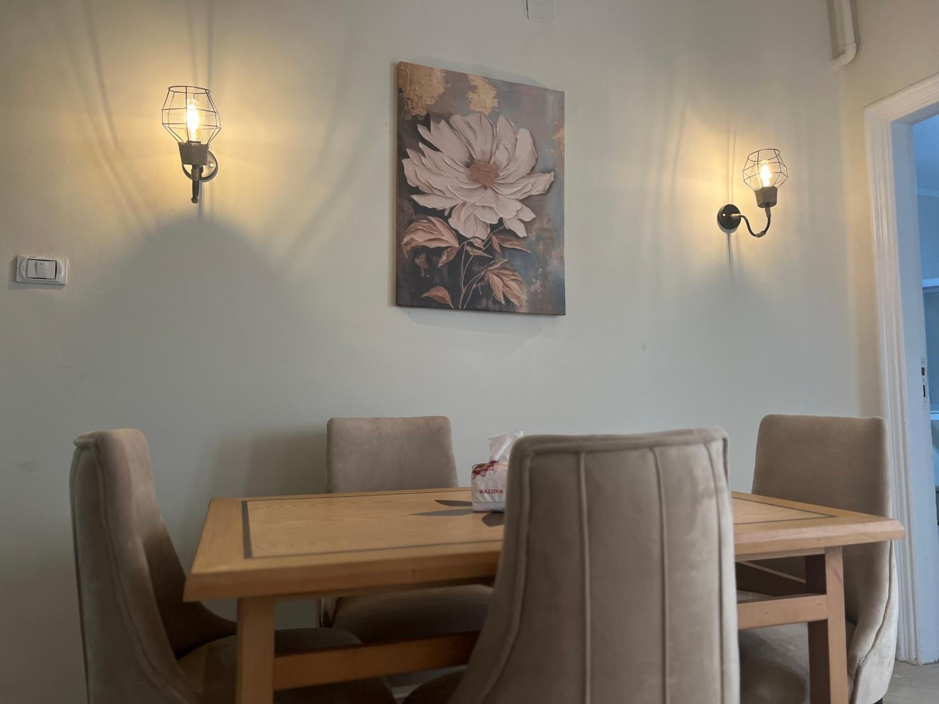 2 Bedroom Minutes Away From Nile Y3