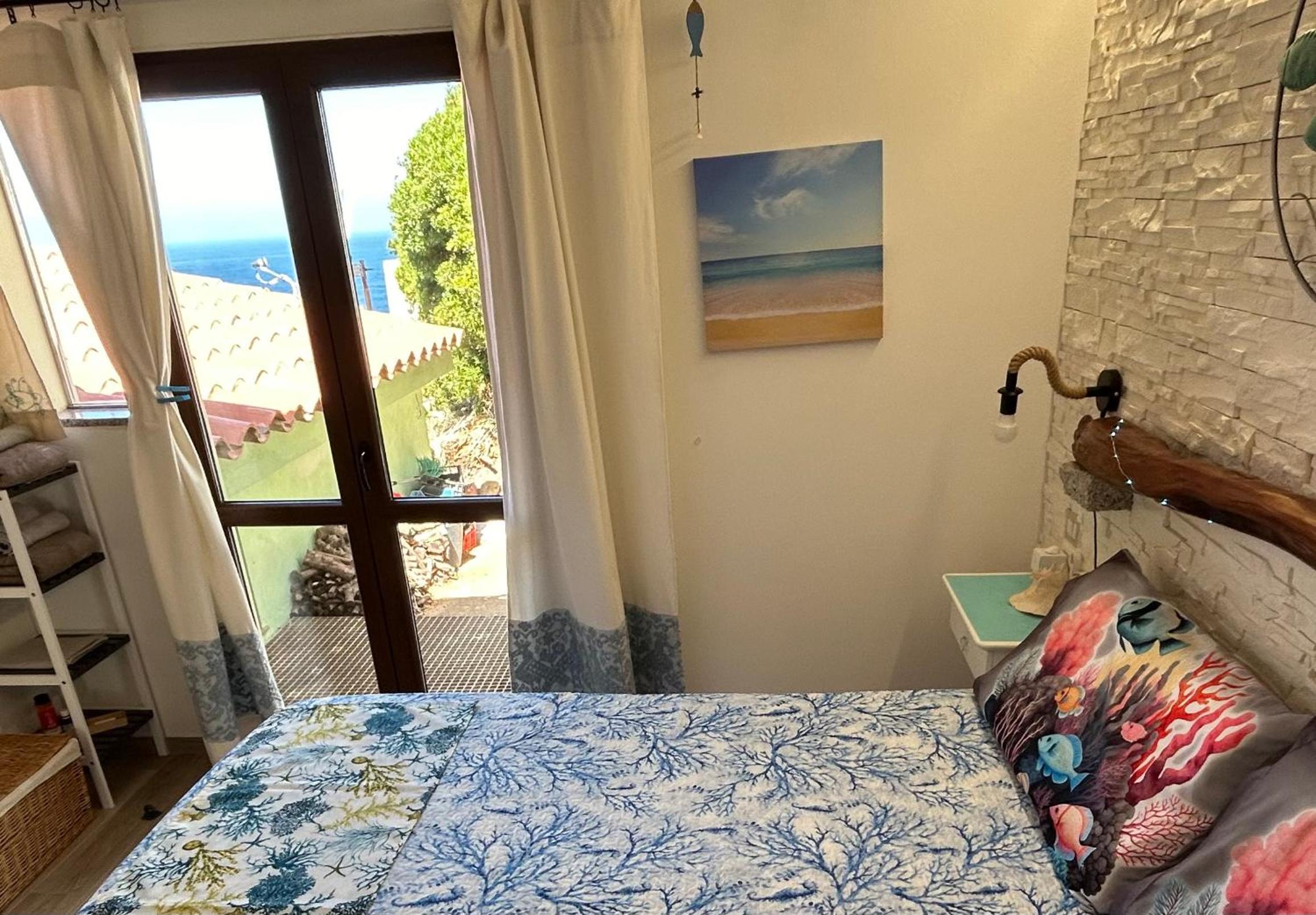 Oasi del Relax - Seaside Peaceful Panoramic Terrace in ITALY - new Sardinia apartment 50 mt beach&sea full comfort air conditioning-WiFi-Parking-Privacy