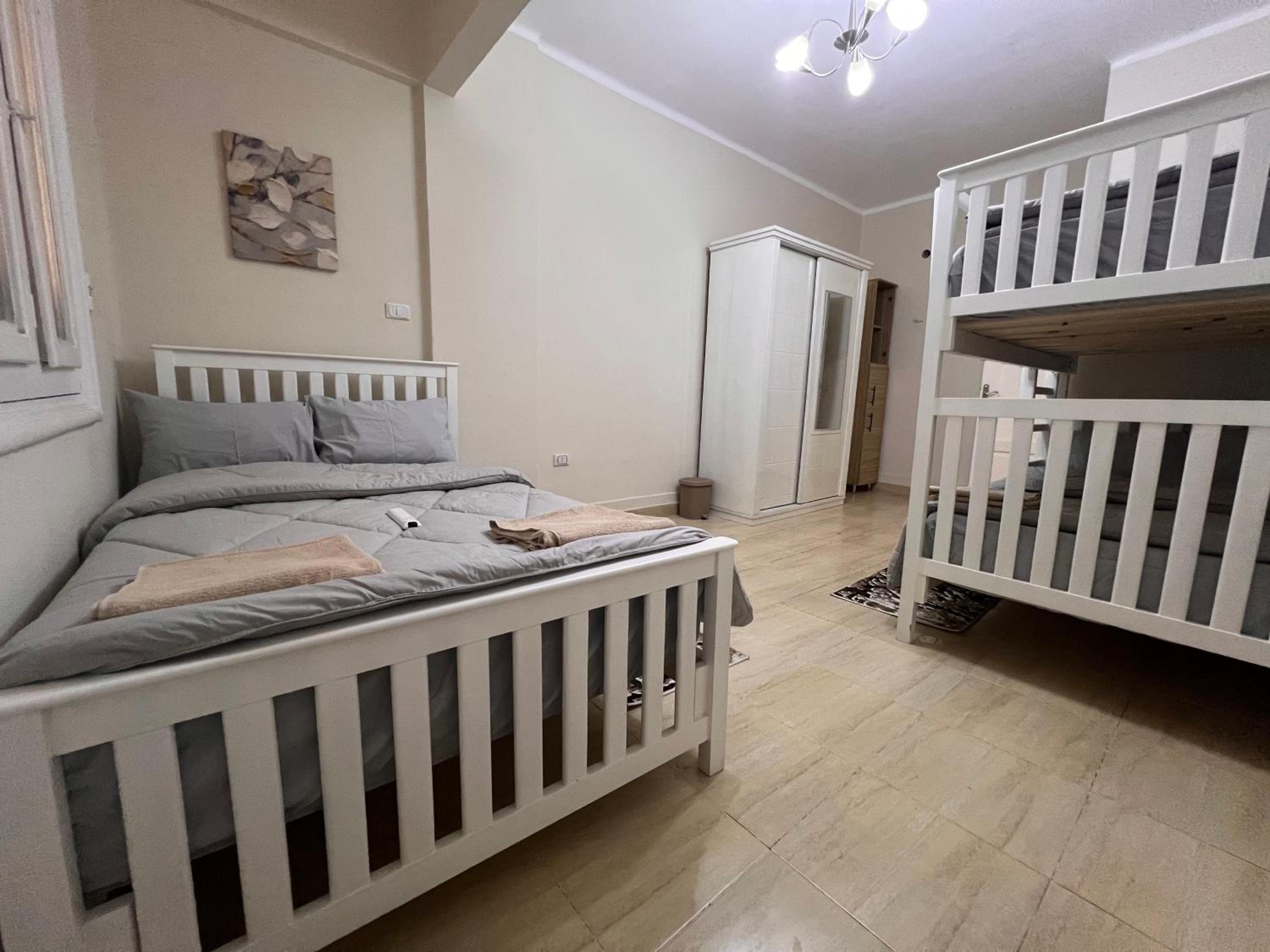 2 Bedroom Minutes Away From Nile Y3