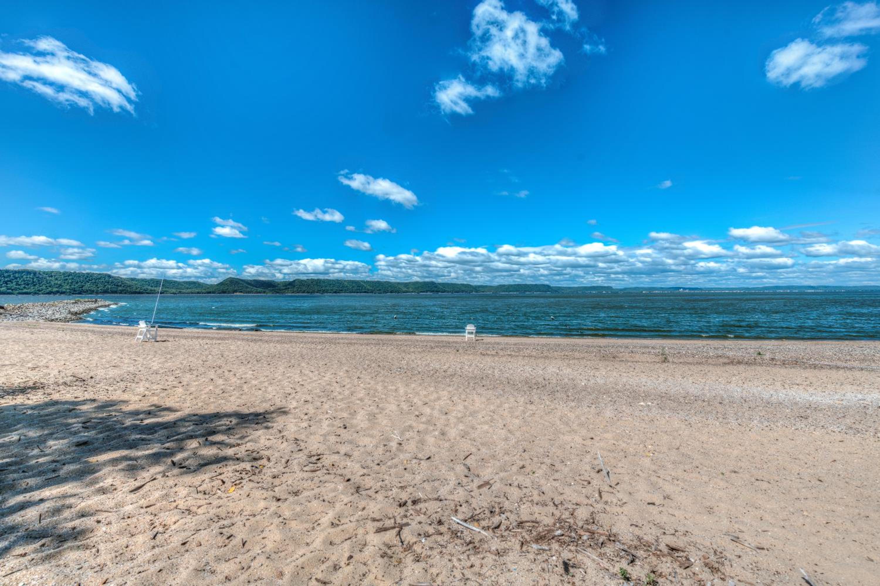 Dewdrop Condo - Spacious Studio For 2 By Beach! view 3