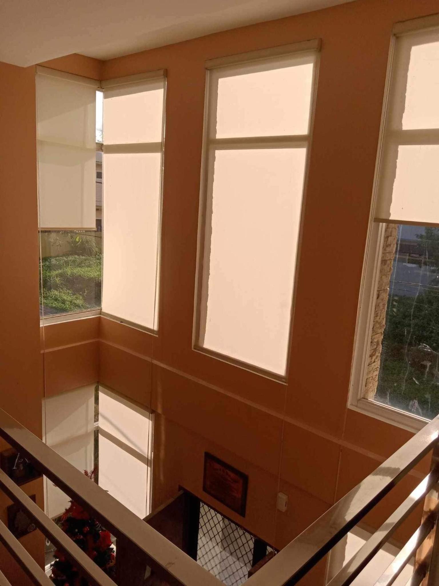 Entire house in high end subdivision