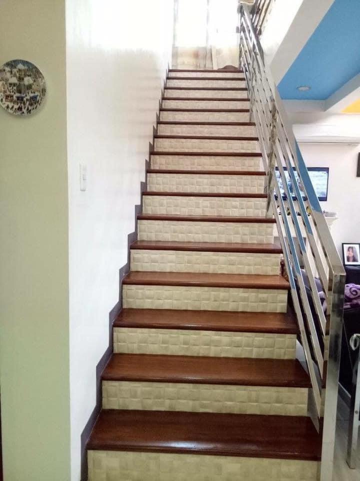 Entire house in high end subdivision