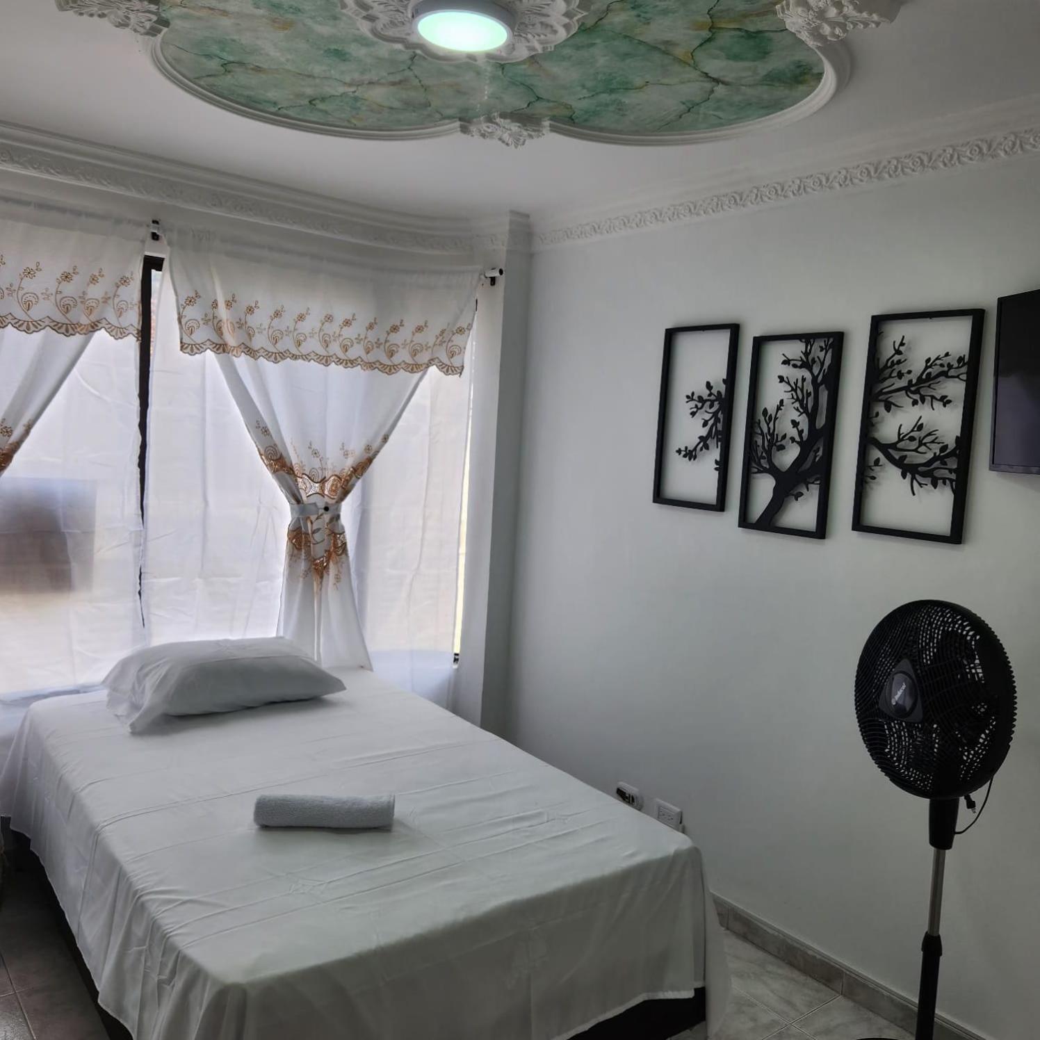 HOSTAL S Y S CANEY