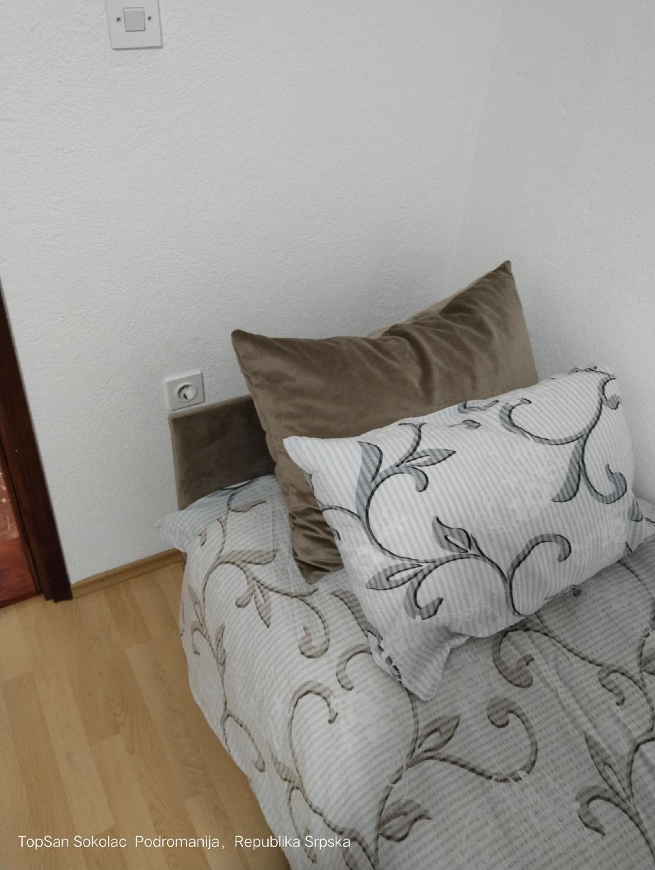 Topsan Prenociste Rooms