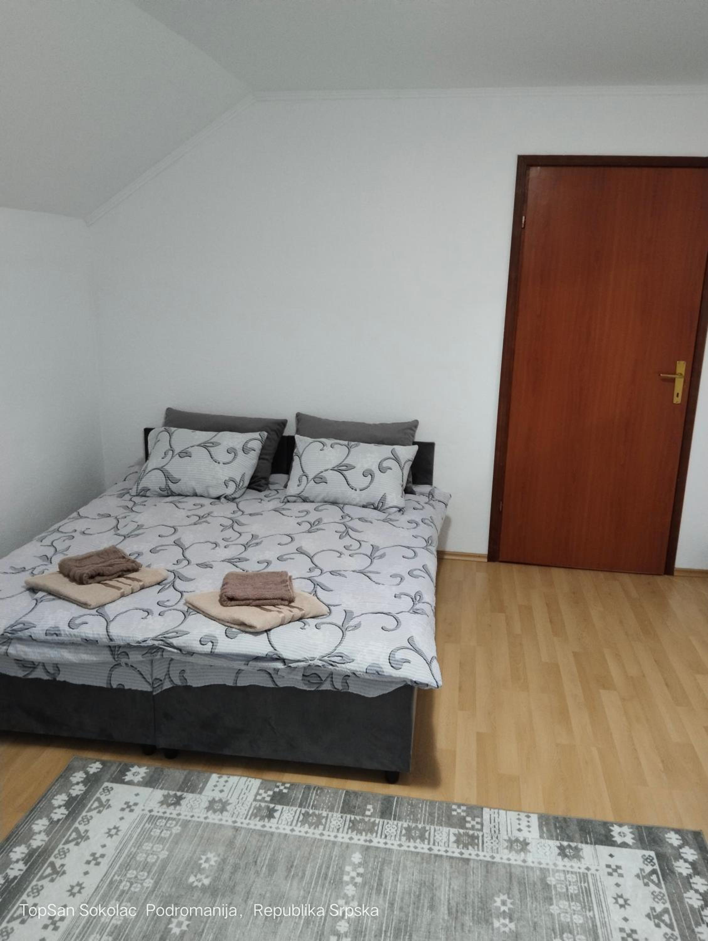 Topsan Prenociste Rooms