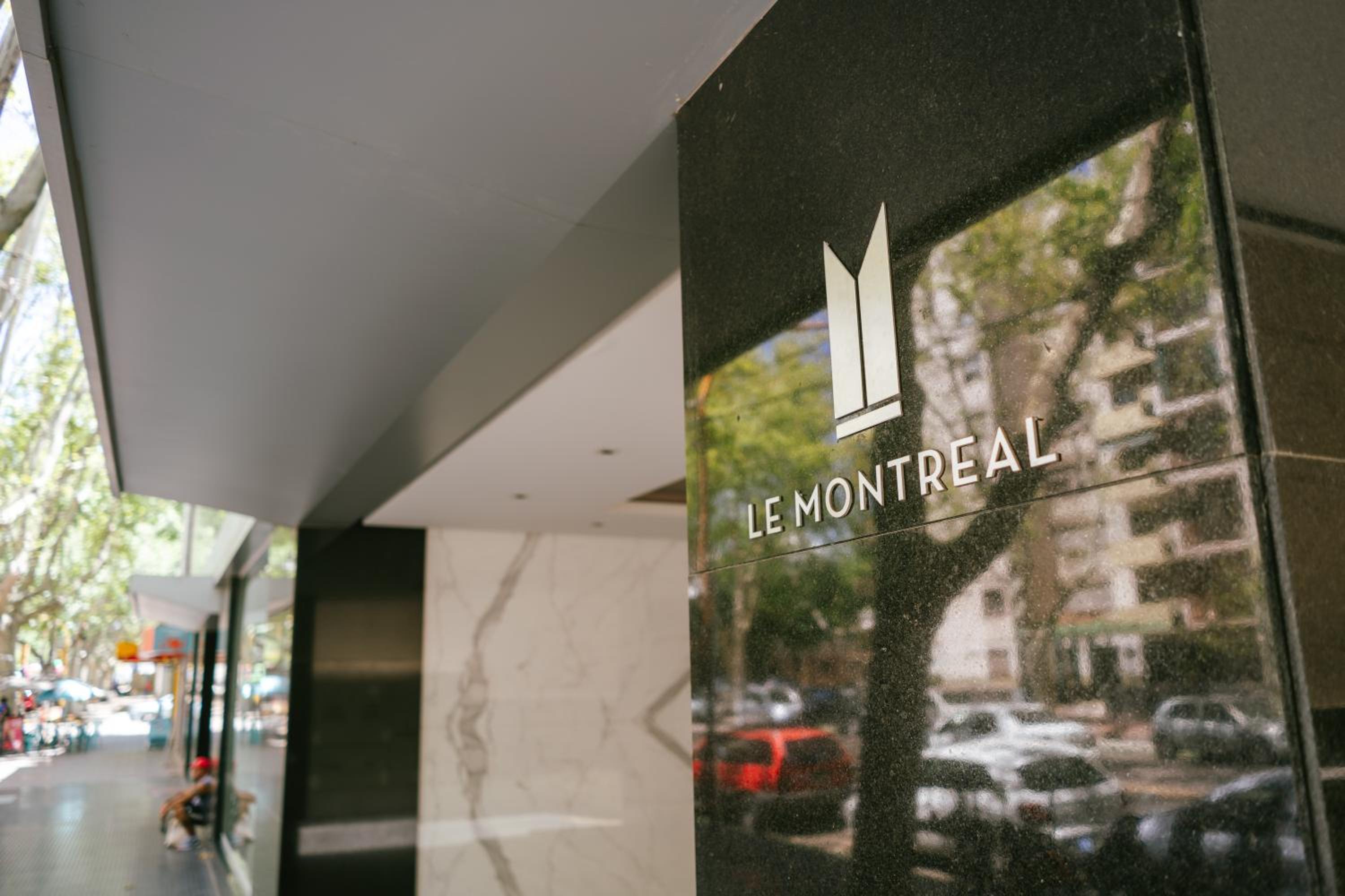 Le Montreal Apartments