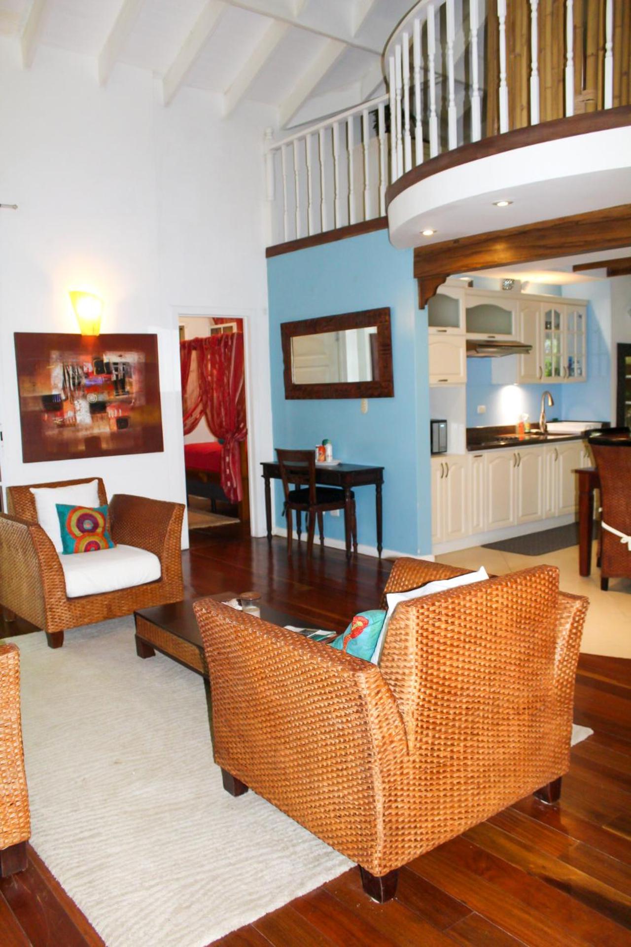 Casa Naranja