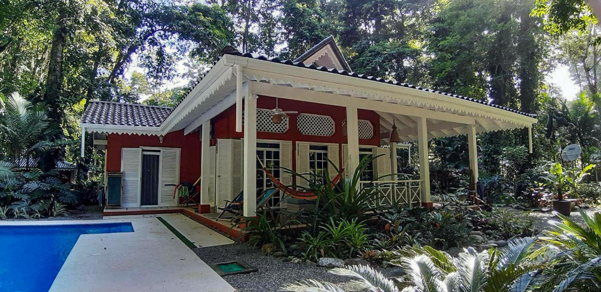 Casa Naranja