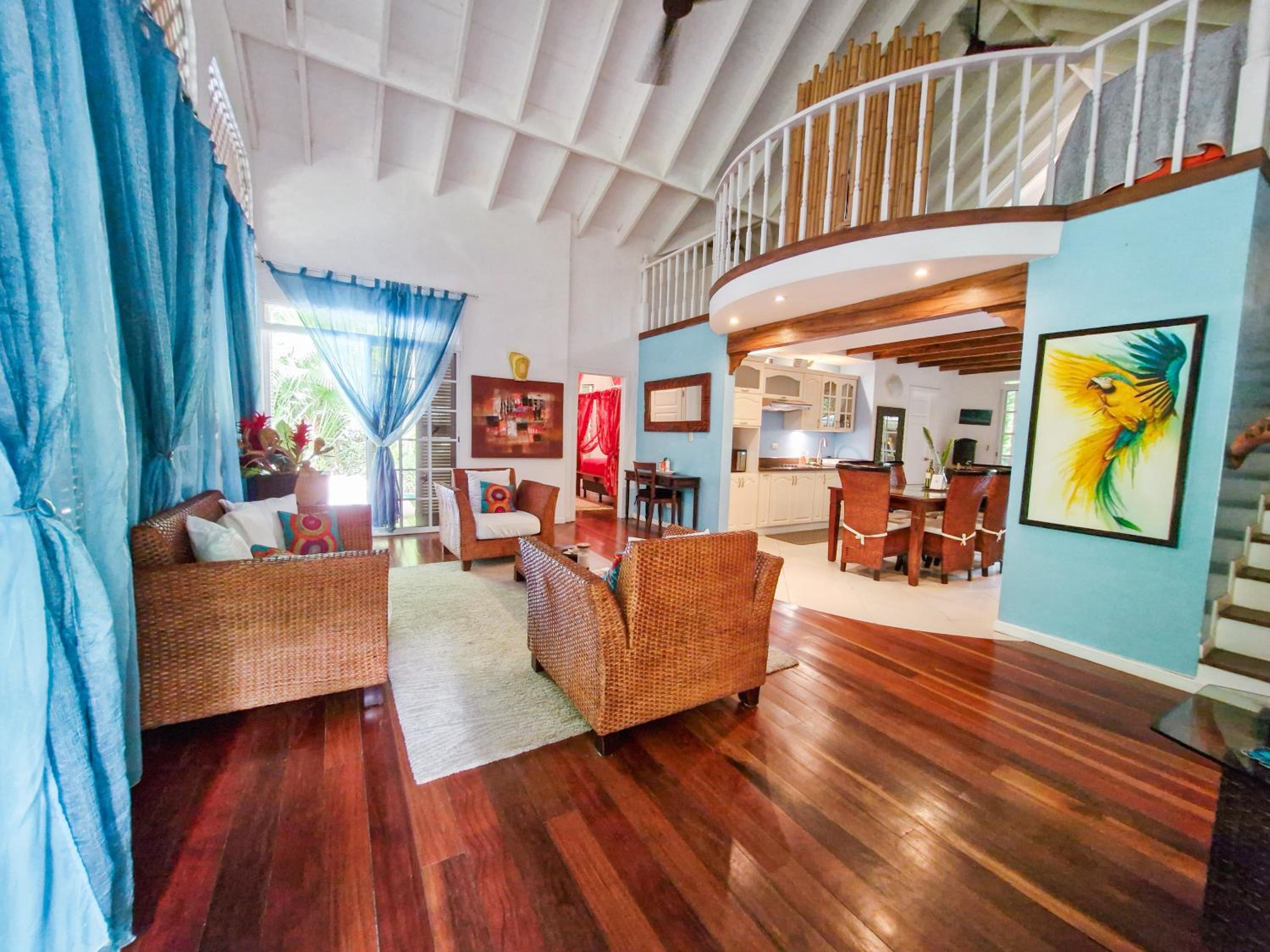 Casa Naranja