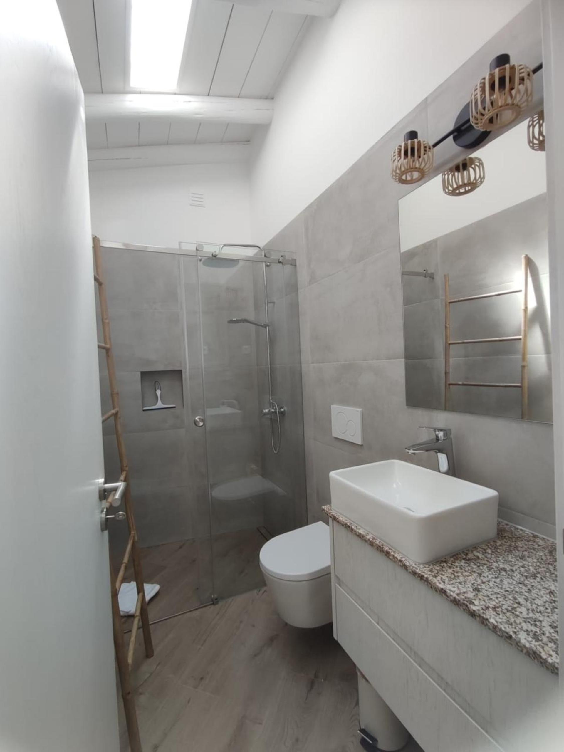 2 Floors Home near Carvoeiro&SlideSplash view 2