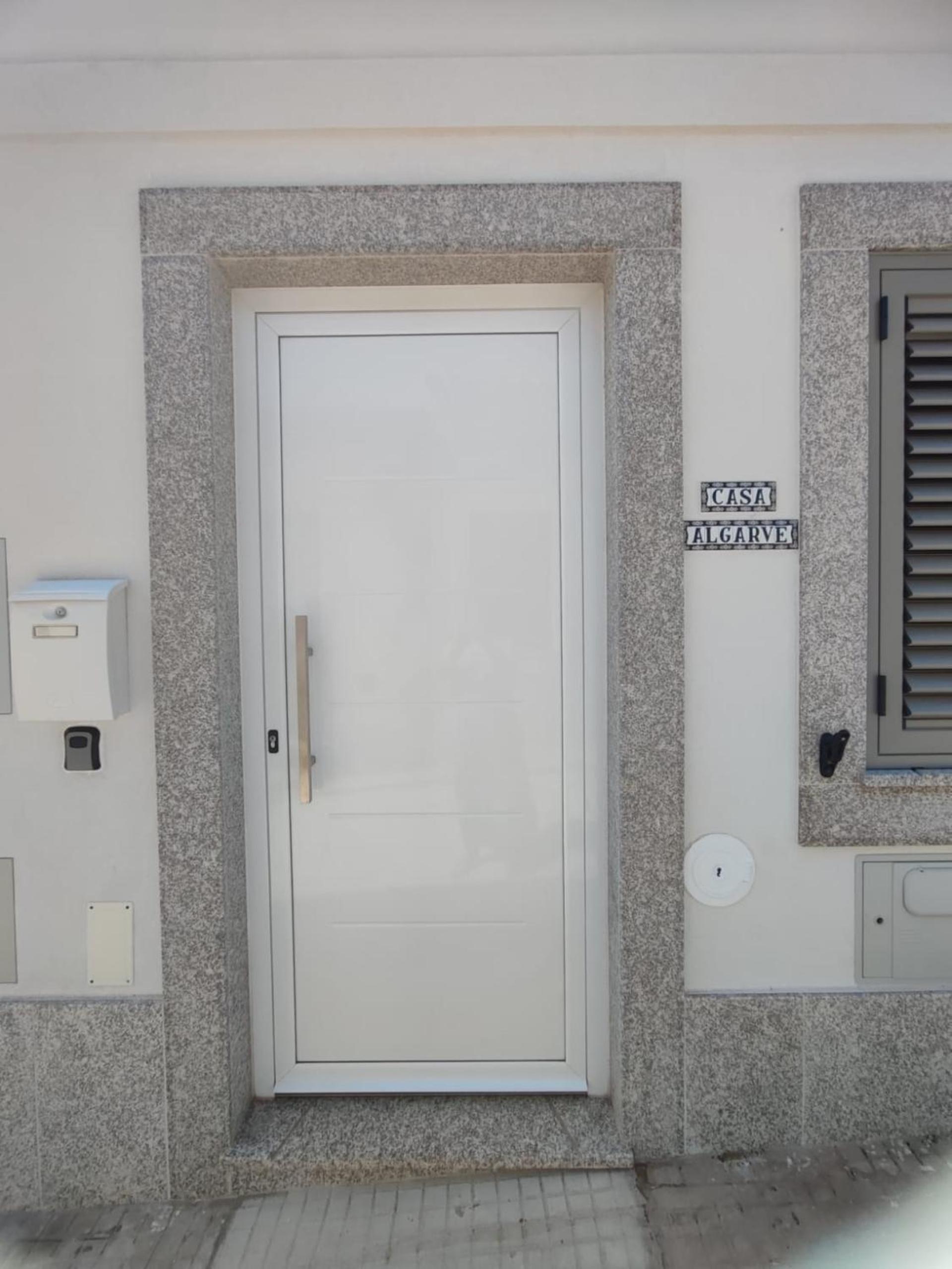 2 Floors Home near Carvoeiro&SlideSplash view 3