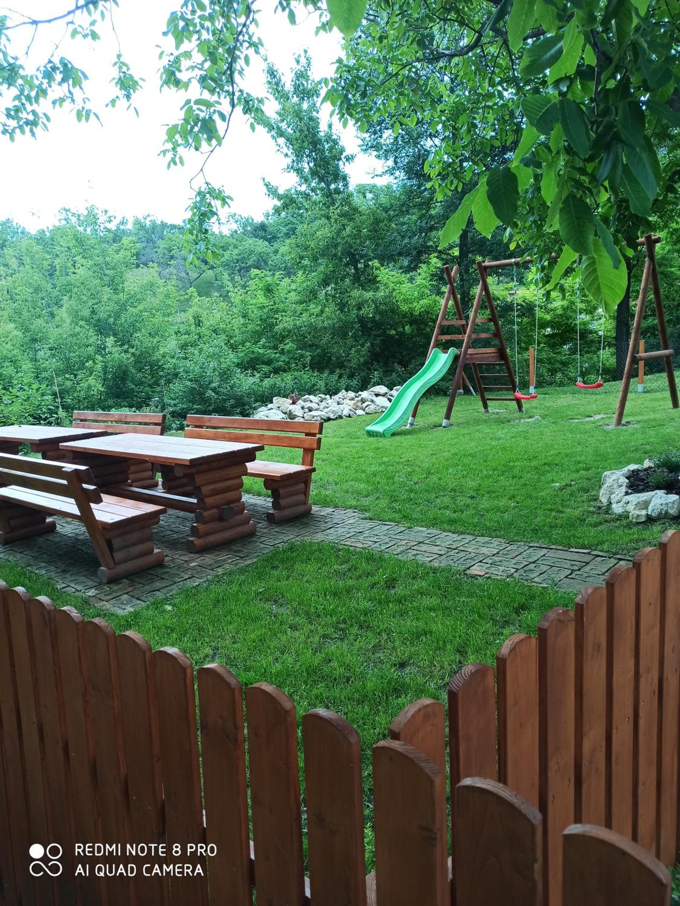 Vinný sklep s apartmány u Kvěchů