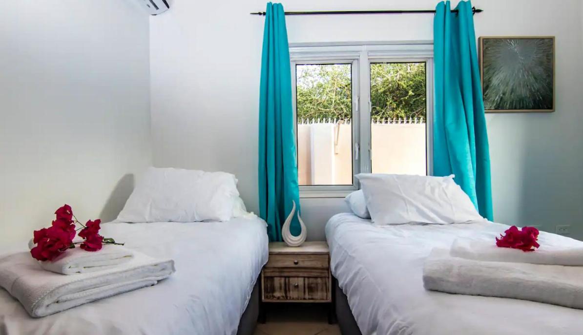 Beach Life Apartments