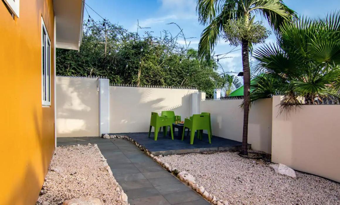 Beach Life Apartments