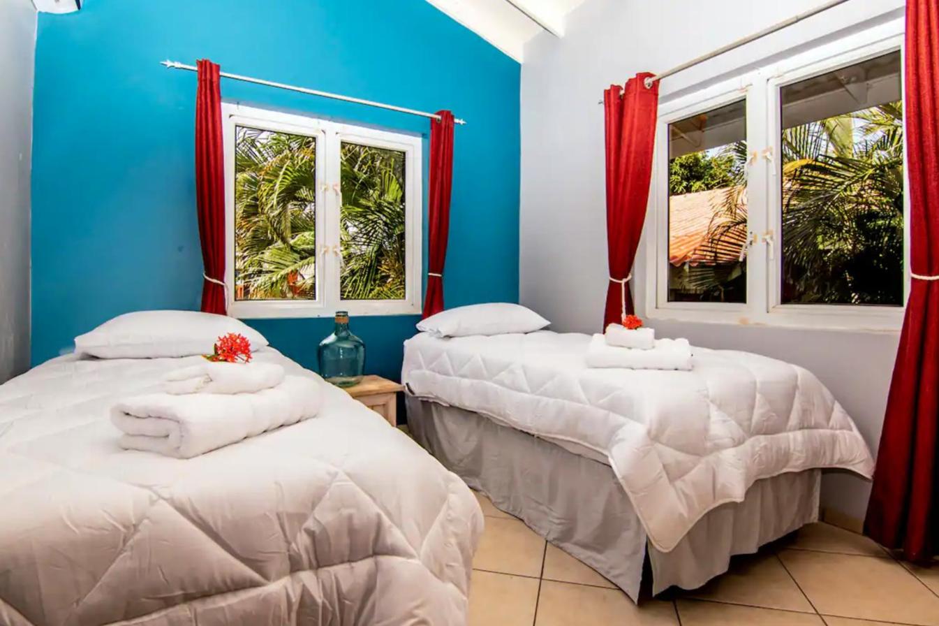 Beach Life Apartments