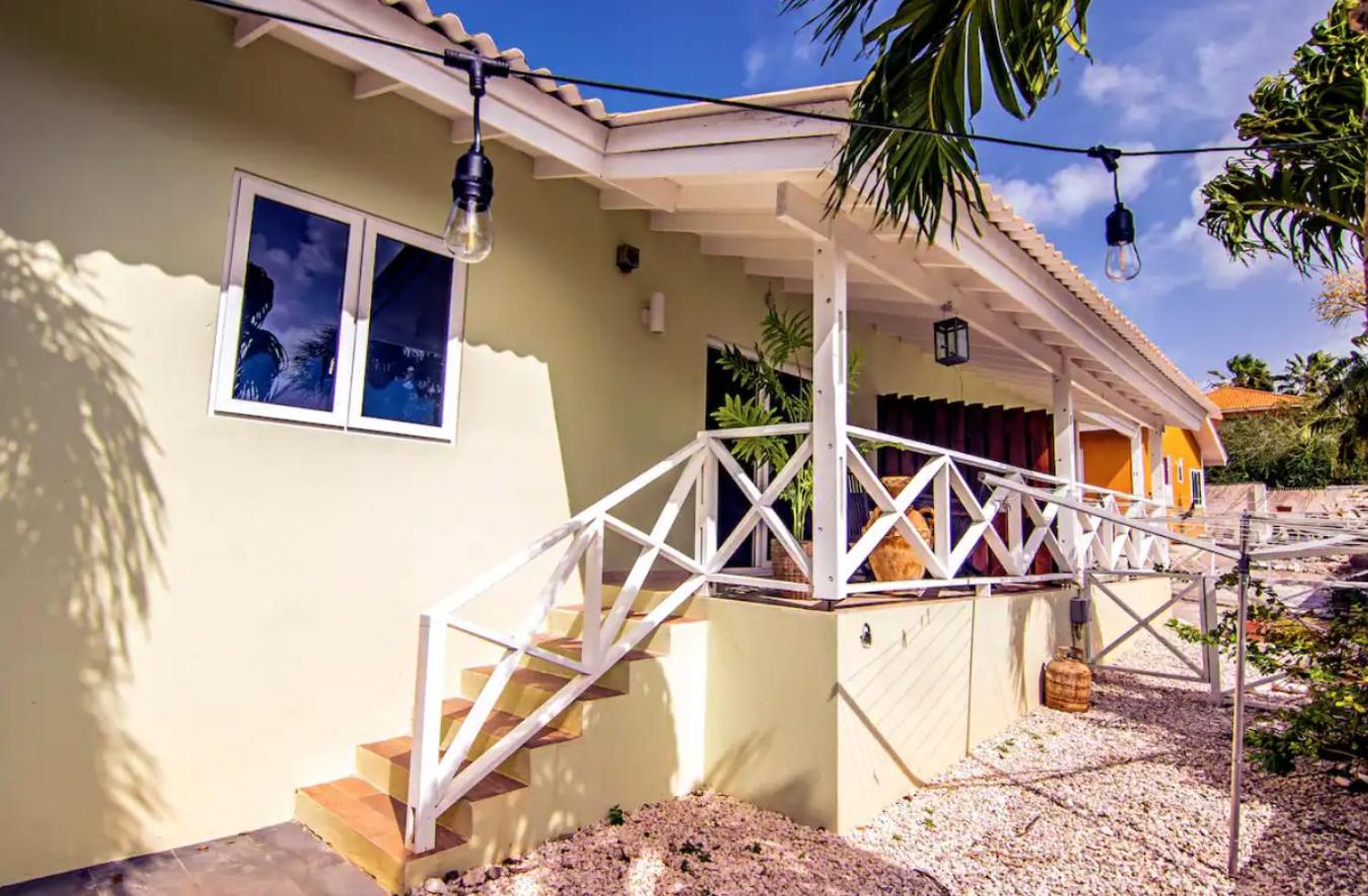 Beach Life Apartments
