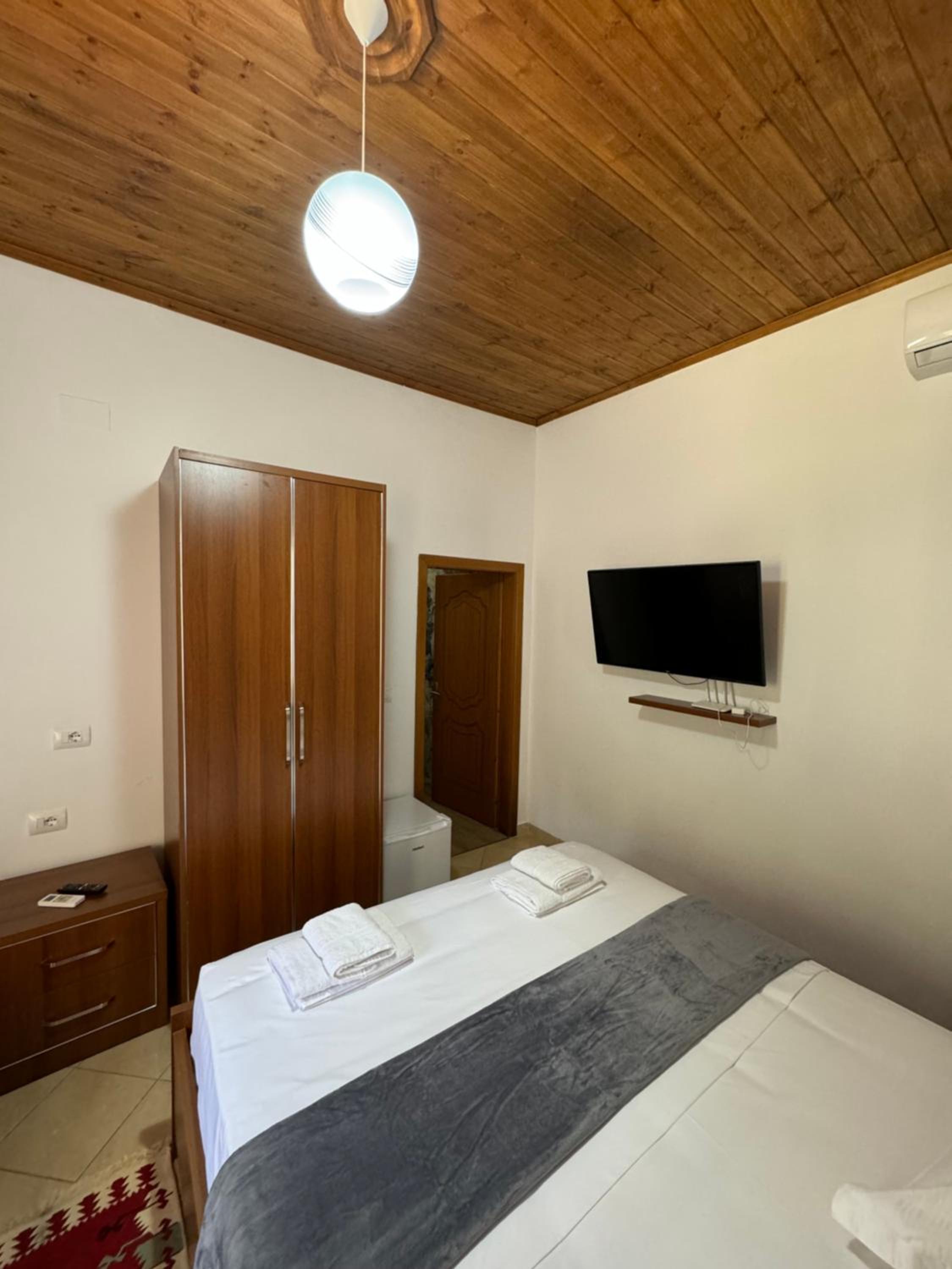 MEROLI Guesthouse - UNESCO quarter