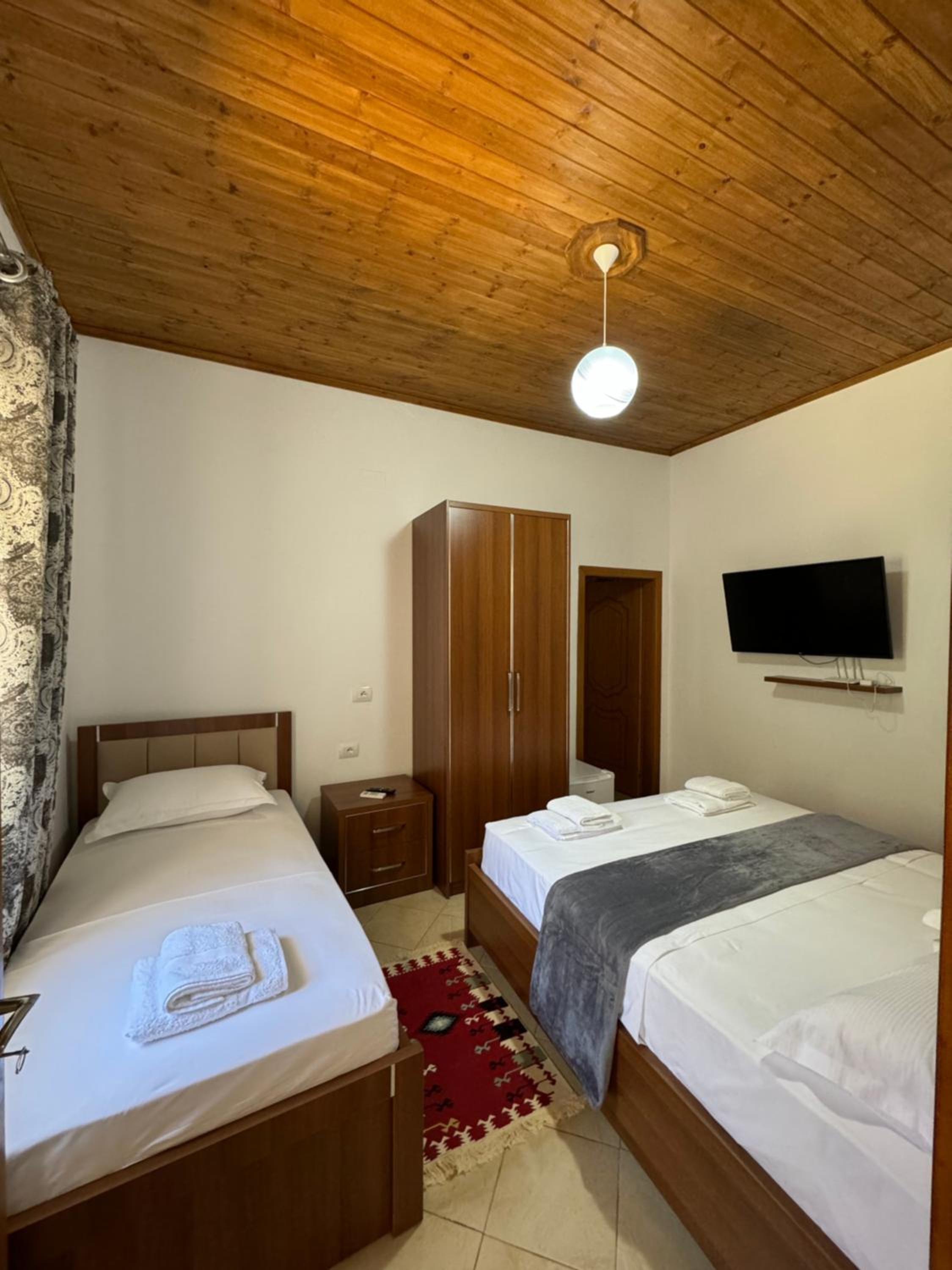 MEROLI Guesthouse - UNESCO quarter