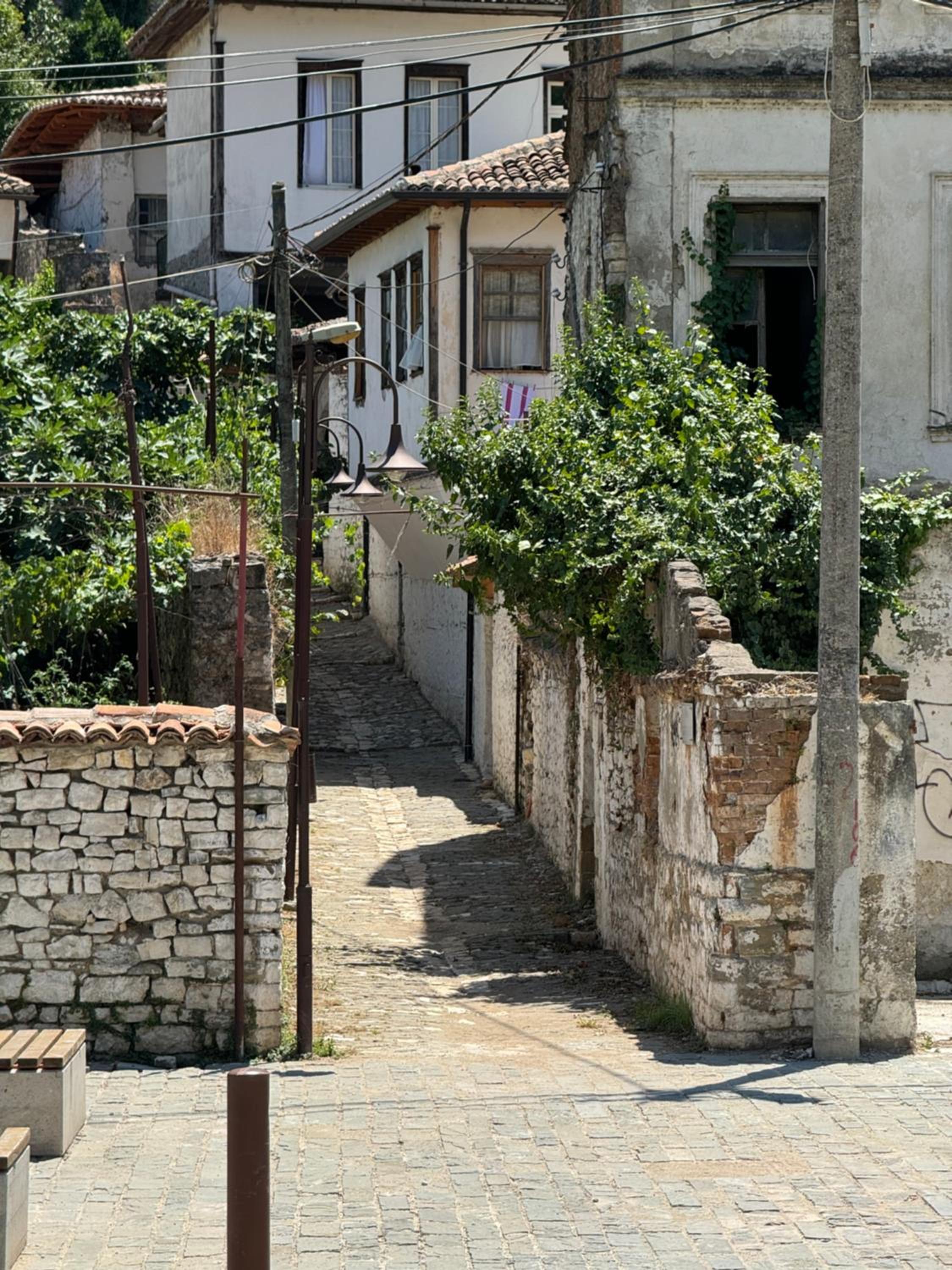 MEROLI Guesthouse - UNESCO quarter