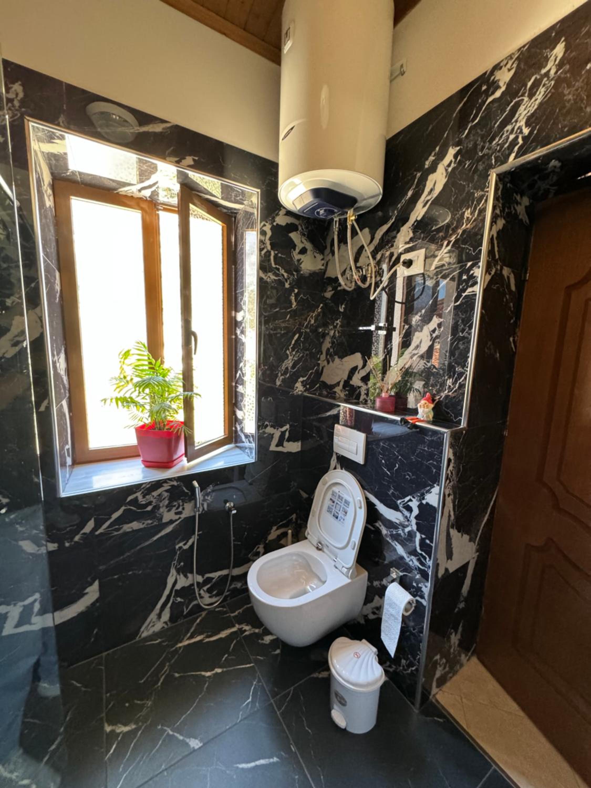 MEROLI Guesthouse - UNESCO quarter