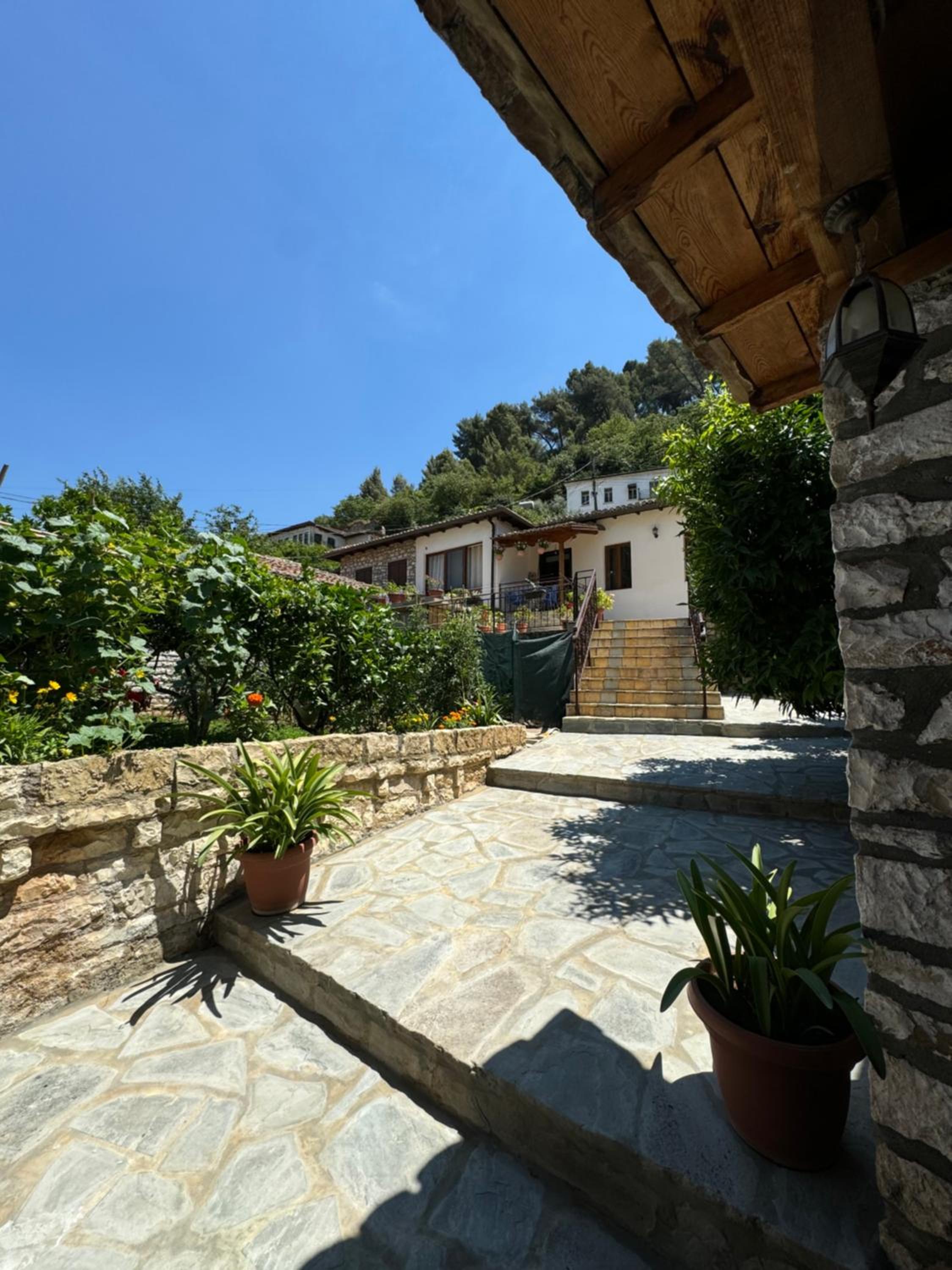MEROLI Guesthouse - UNESCO quarter