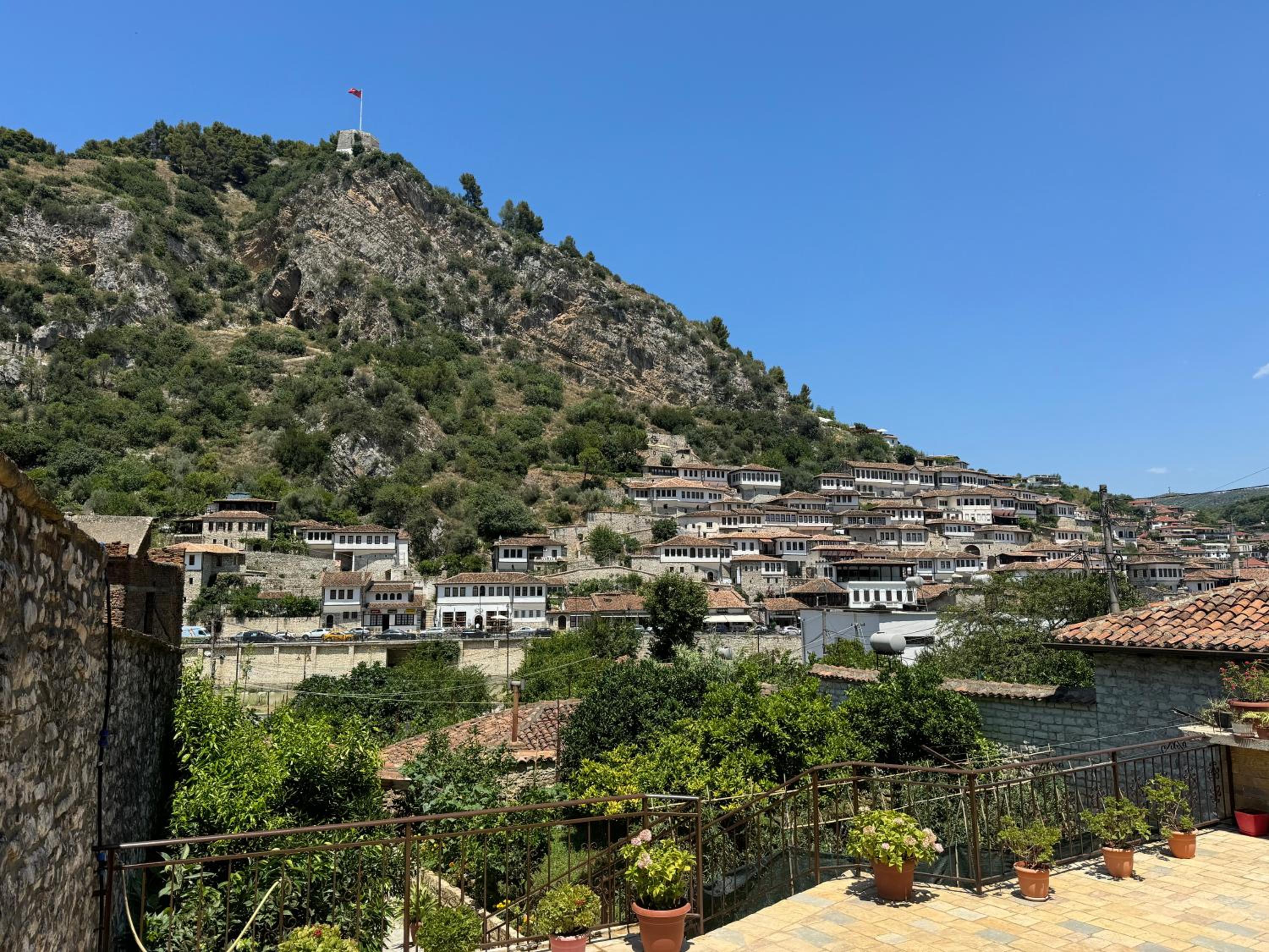 MEROLI Guesthouse - UNESCO quarter