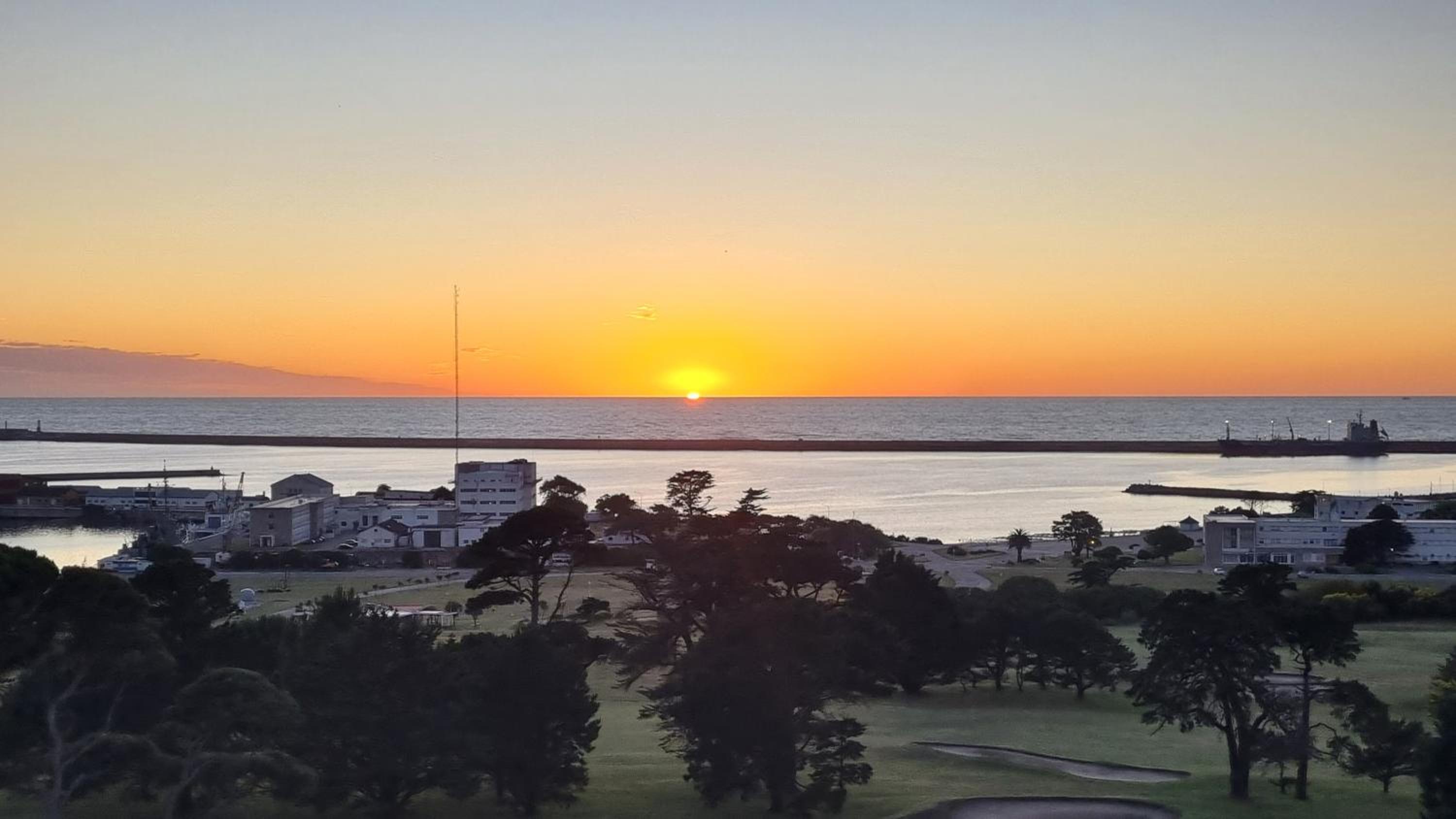Piso Premium Vistas Mar & Golf