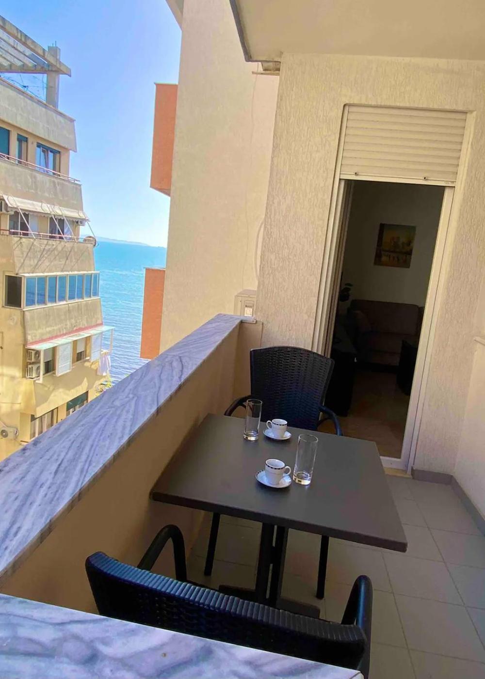 Mona Seaside Apartment with Parking