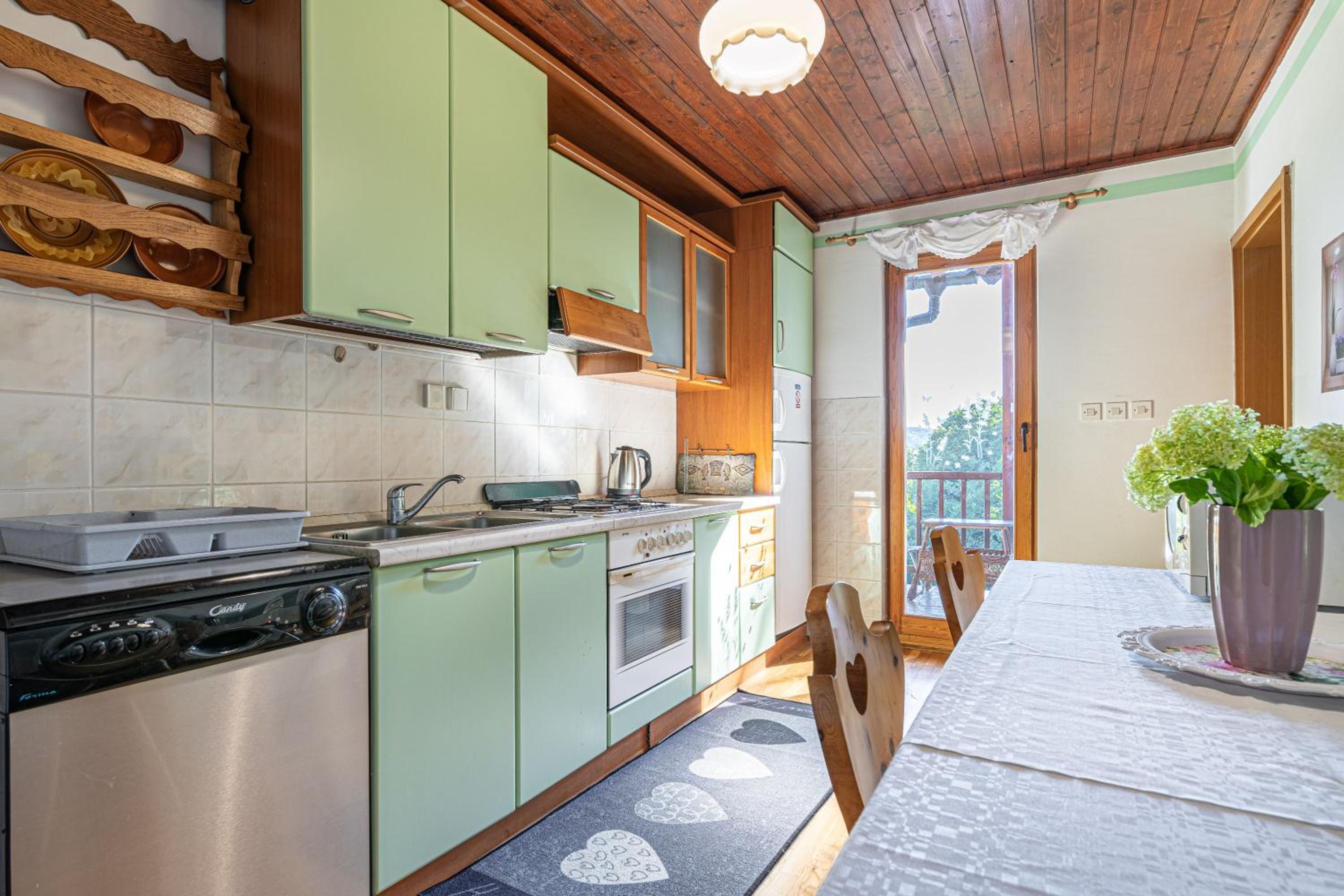Family Friendly House Marija - Happy Rentals view 5