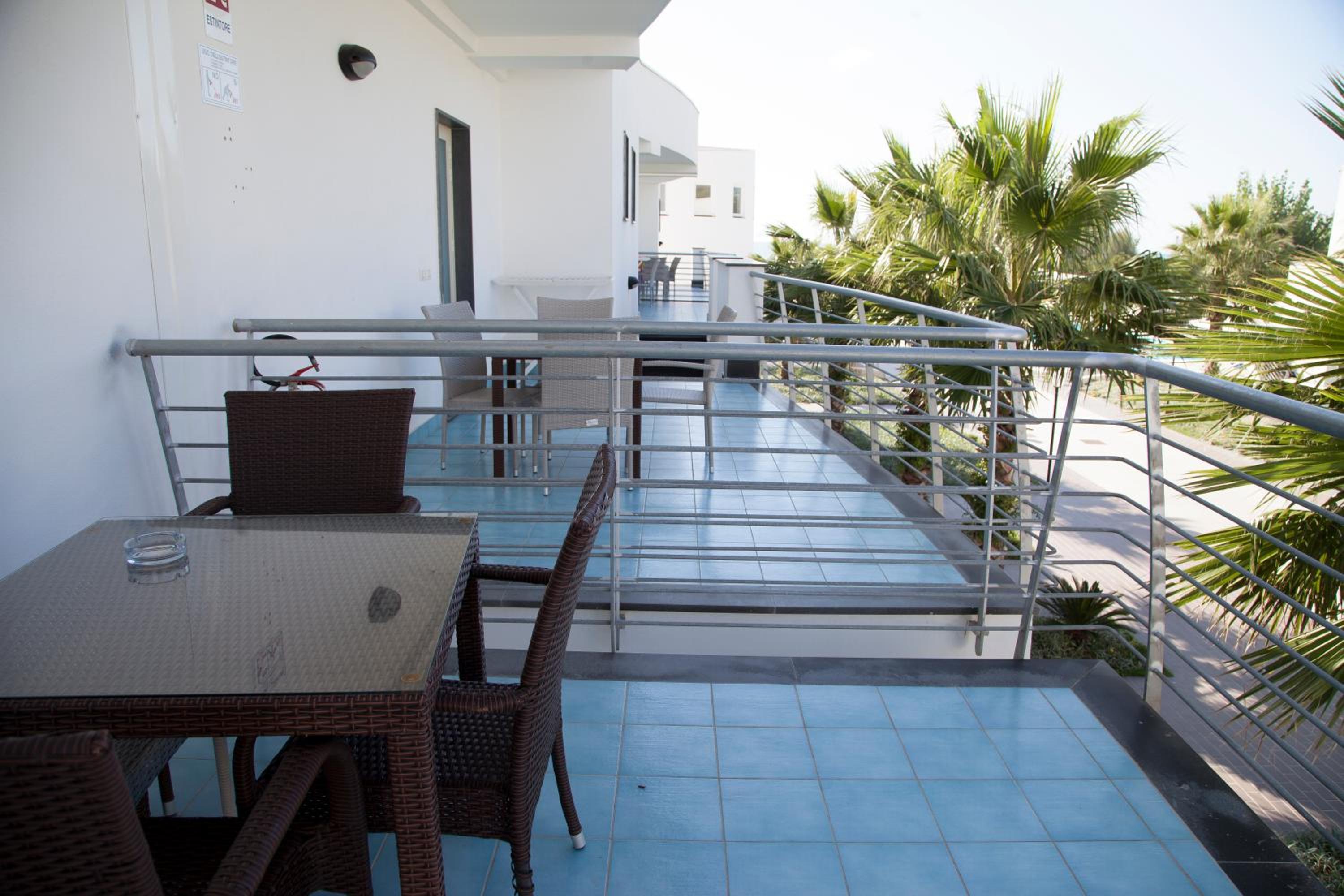 Medea Beach Resort - Cultural Stay near Amalfi Coast & Paestum
