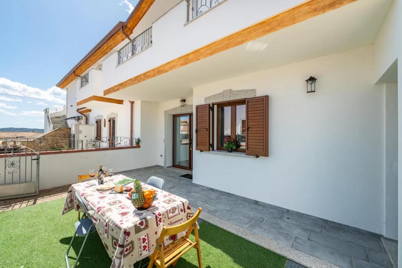 Casa Angioi view 2