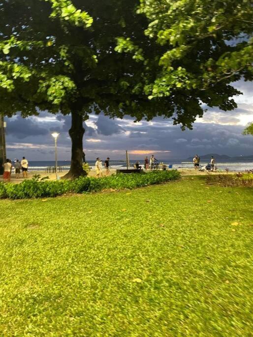 Santos, refúgio urbano em frente ao mar