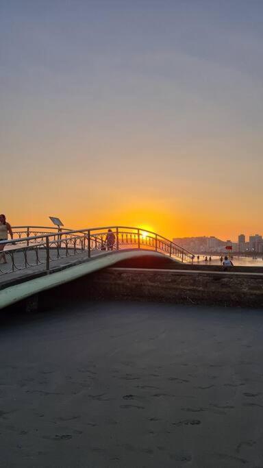 Santos, refúgio urbano em frente ao mar